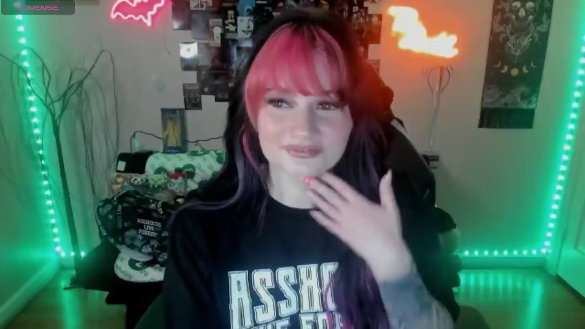 Gallery image thumbnail from CallieMyers's myfreecams stream on, 04/04/2024, 15:49 image 1 of 20
