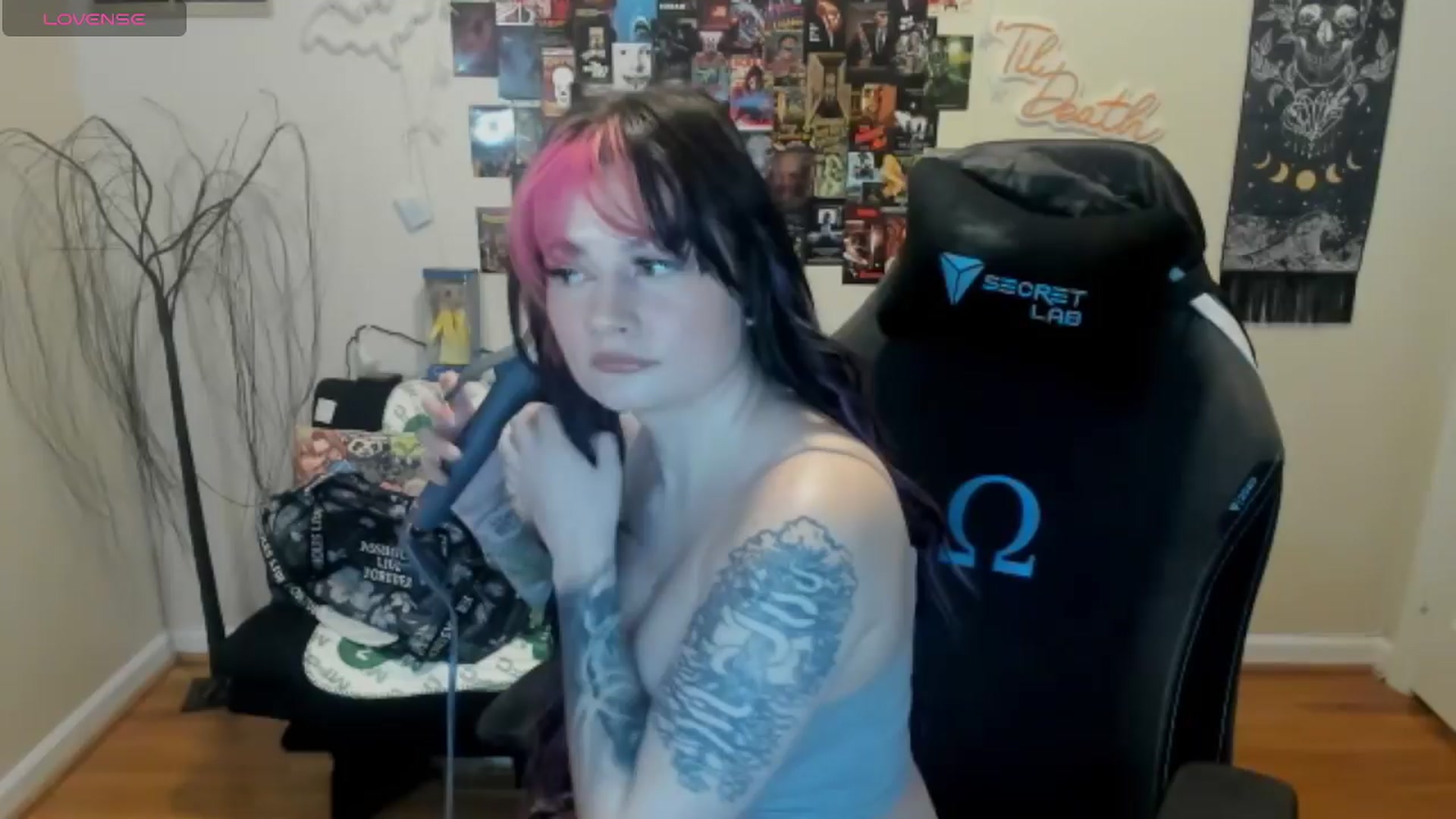 Gallery image thumbnail from CallieMyers's myfreecams stream on, 04/05/2024, 15:55 image 4 of 20