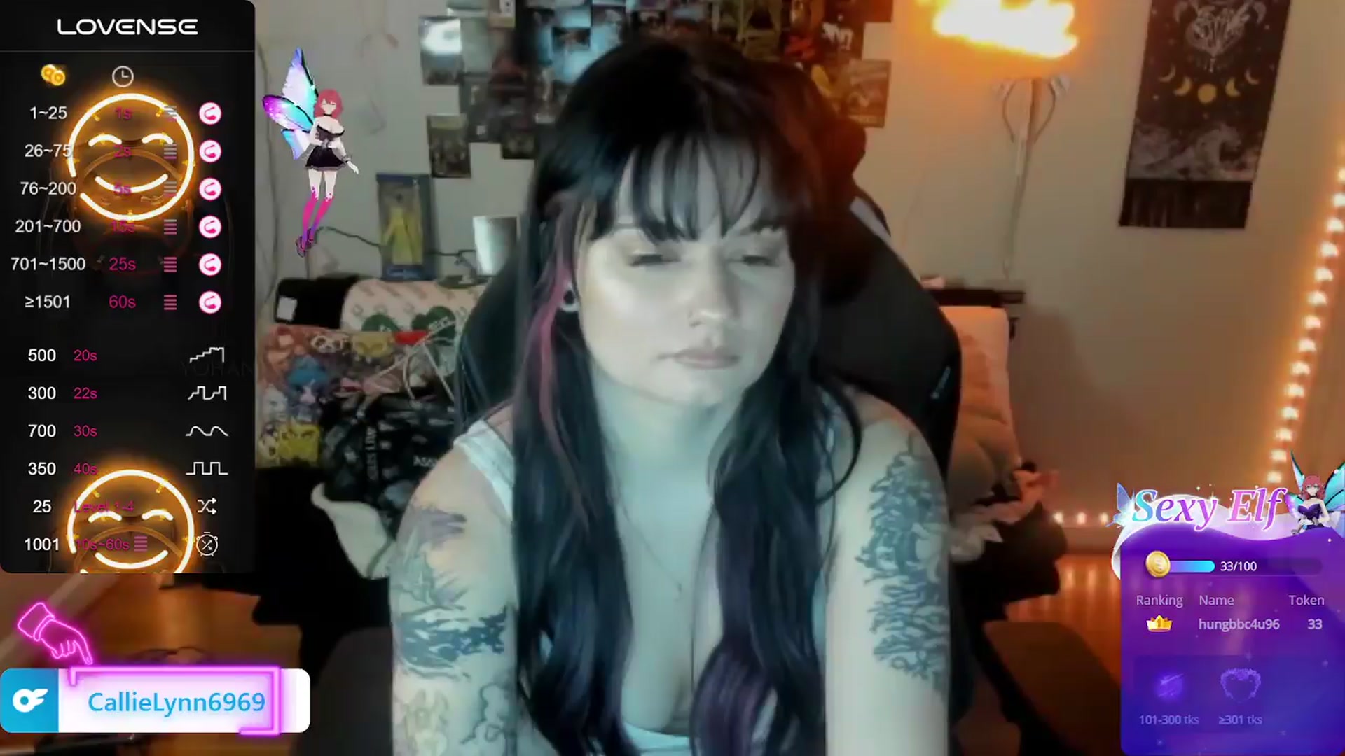 Gallery image thumbnail from CallieMyers's myfreecams stream on, 04/15/2024, 15:28 image 15 of 20