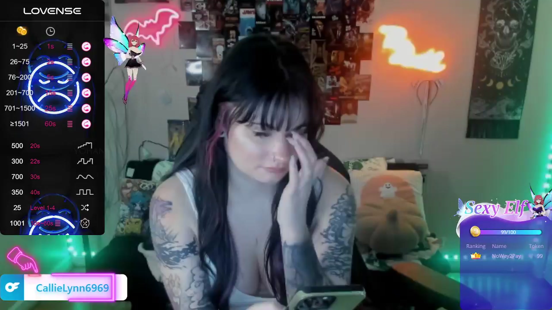 Gallery image thumbnail from CallieMyers's myfreecams stream on, 04/15/2024, 15:28 image 8 of 20