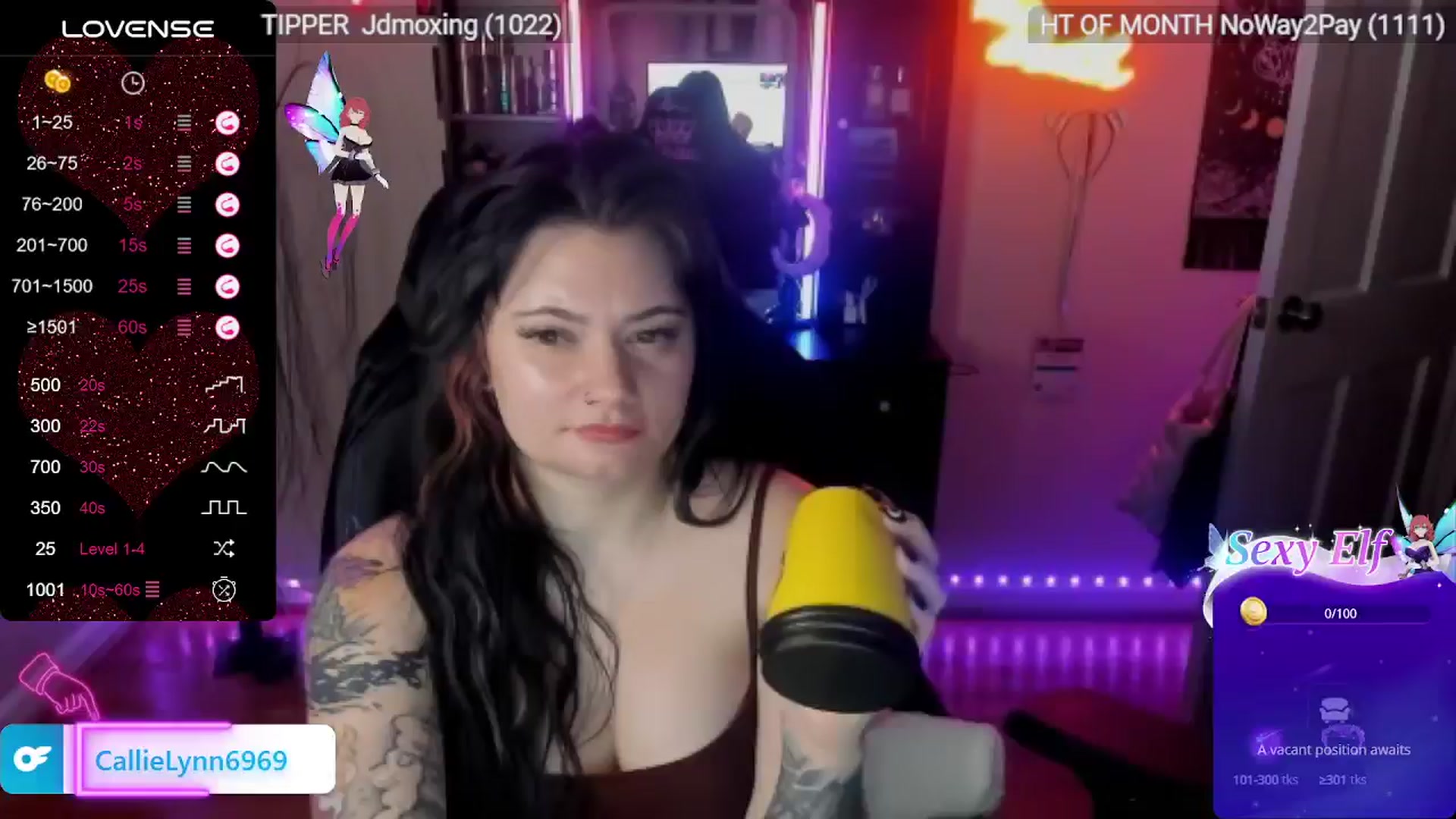 Gallery image thumbnail from CallieMyers's myfreecams stream on, 05/14/2024, 01:36 image 17 of 20