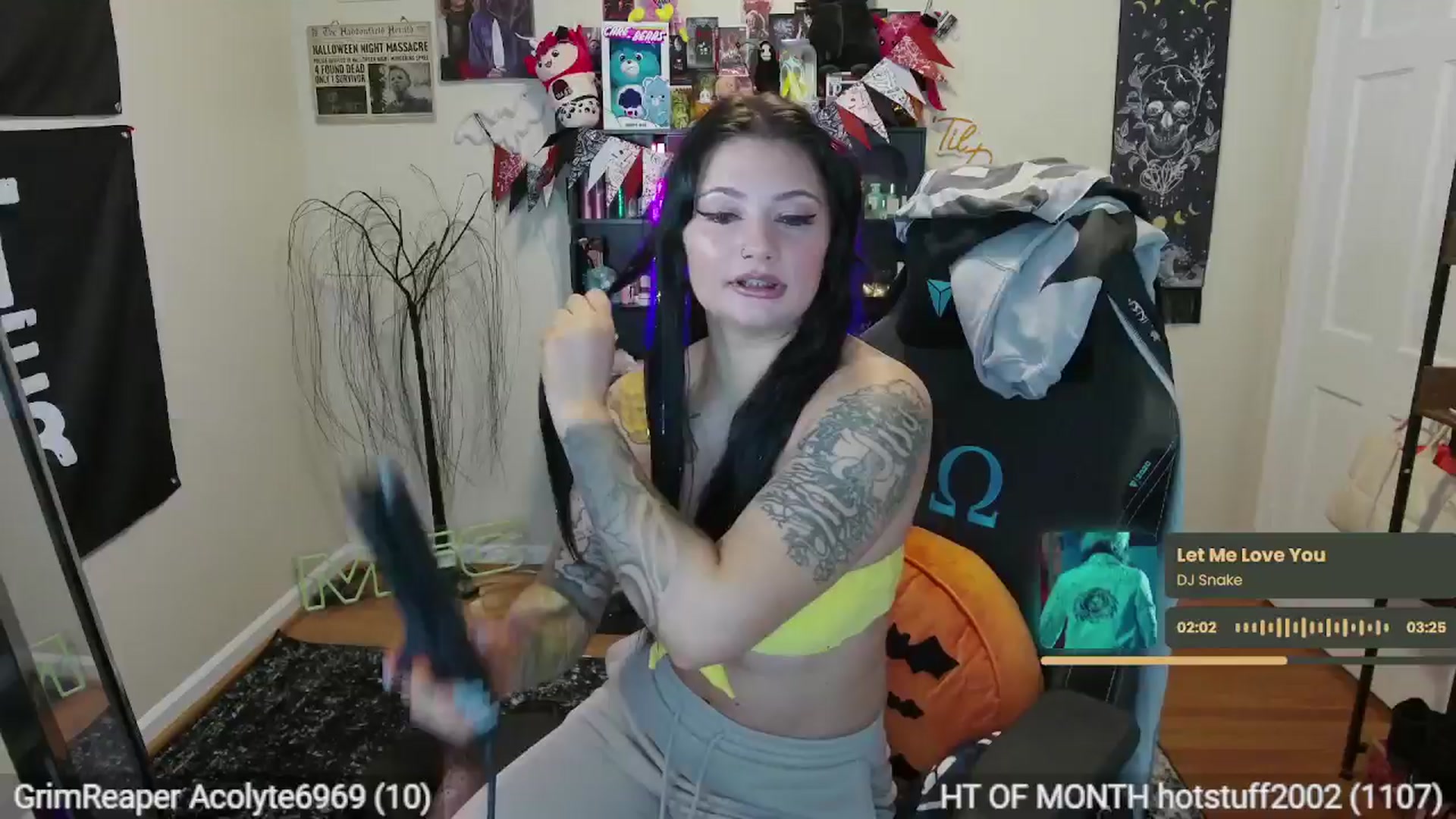 Gallery image thumbnail from CallieMyers's myfreecams stream on, 07/17/2024, 16:10 image 7 of 20