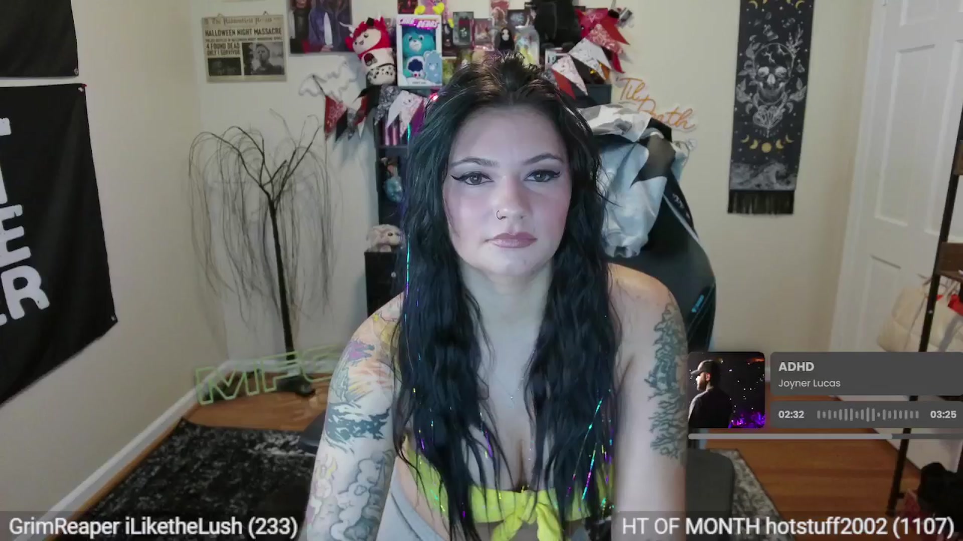 Gallery image thumbnail from CallieMyers's myfreecams stream on, 07/17/2024, 16:10 image 13 of 20