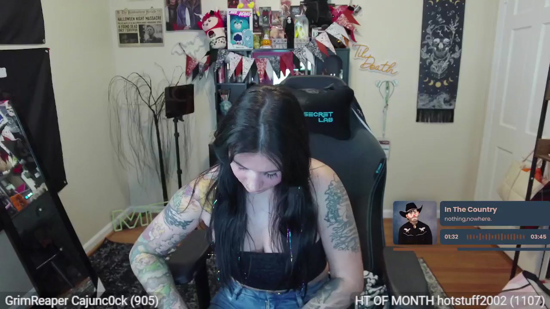 Gallery image thumbnail from CallieMyers's myfreecams stream on, 07/22/2024, 17:29 image 10 of 20