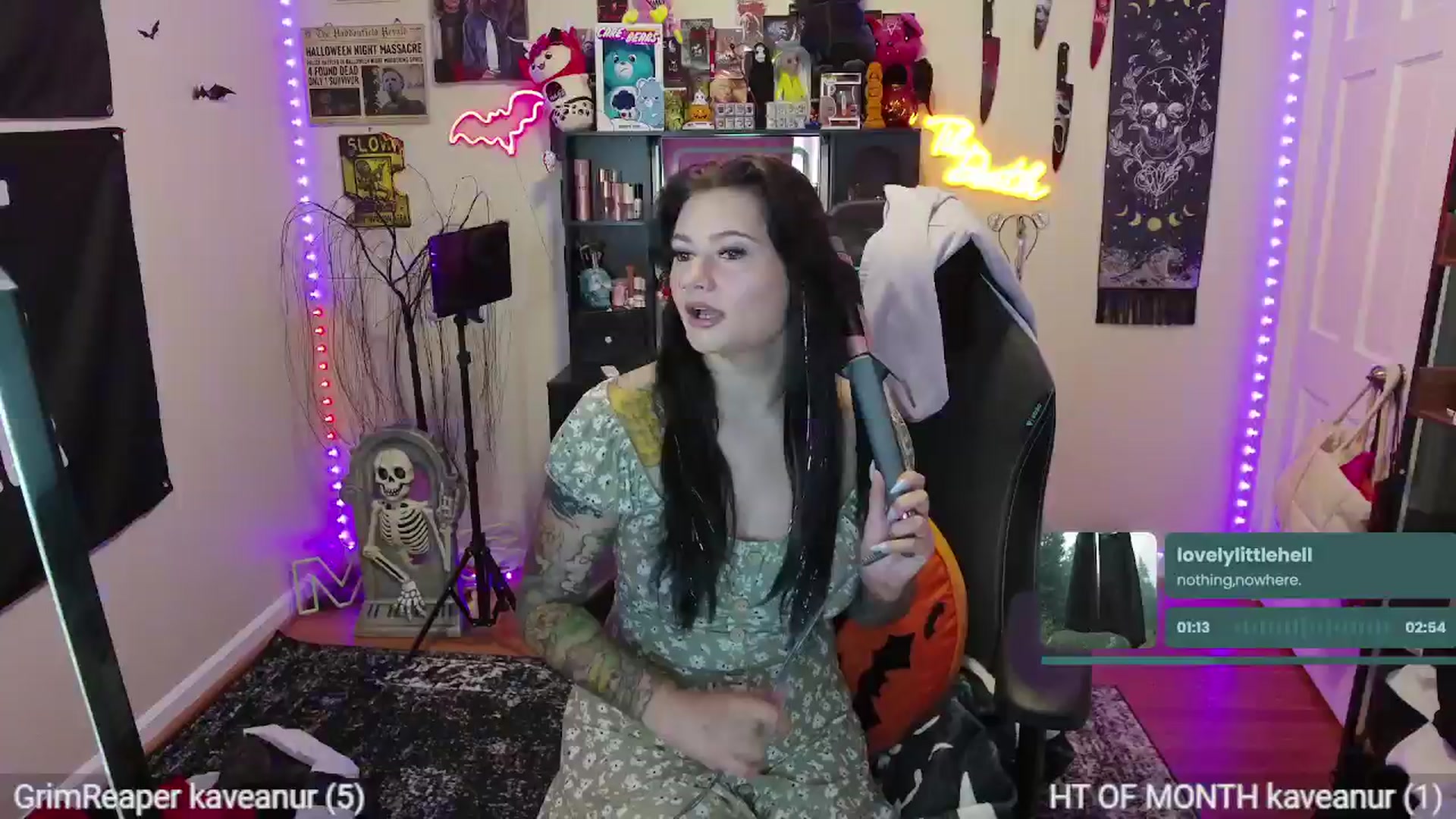 Gallery image thumbnail from CallieMyers's myfreecams stream on, 08/08/2024, 16:13 image 6 of 20