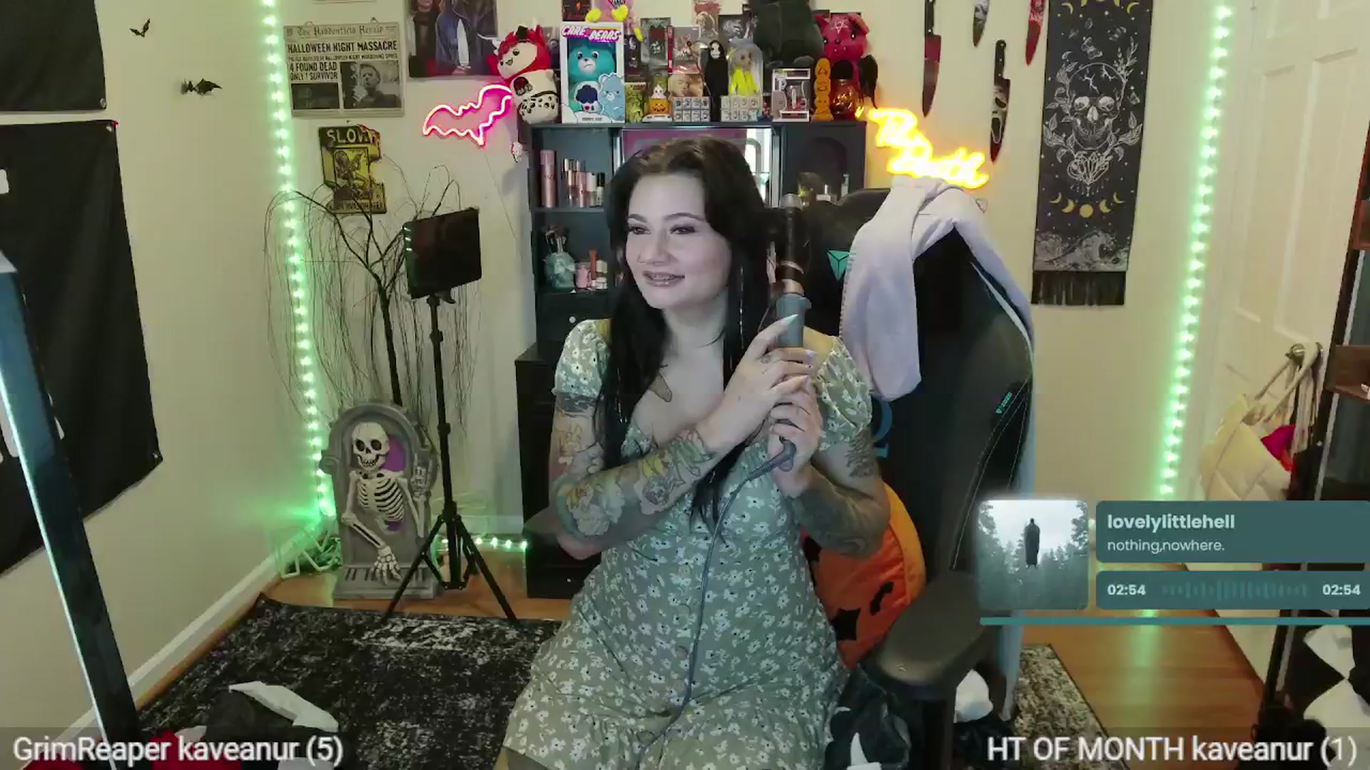 Gallery image thumbnail from CallieMyers's myfreecams stream on, 08/08/2024, 16:13 image 7 of 20