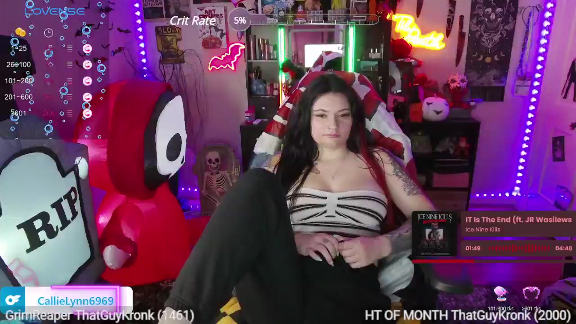 Gallery image thumbnail from CallieMyers's myfreecams stream on, 08/28/2024, 24:18 image 12 of 20