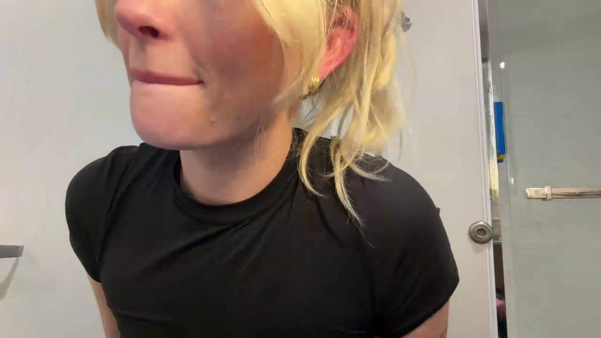 Gallery image thumbnail from Callmemaddie's myfreecams stream on, 08/03/2026, 08:46 image 15 of 20