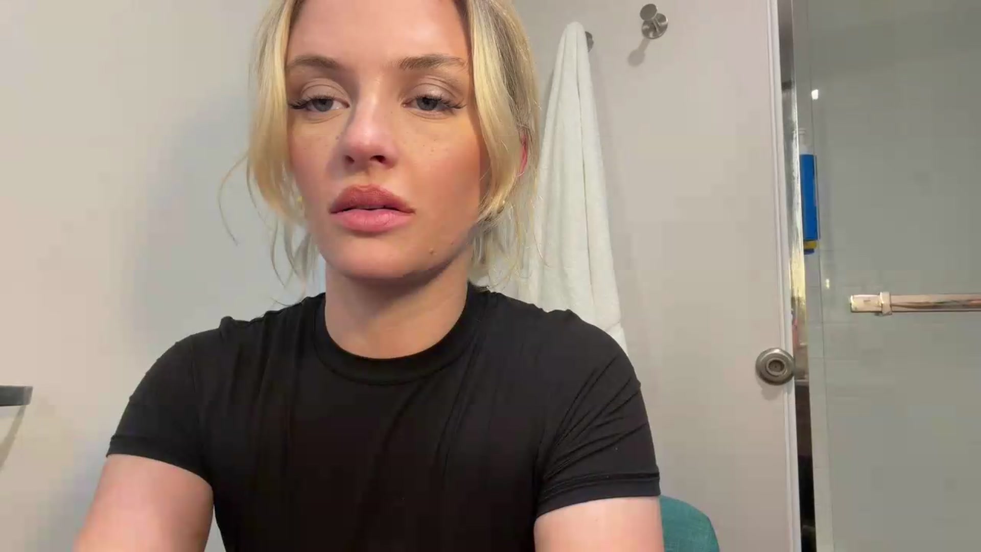 Gallery image thumbnail from Callmemaddie's myfreecams stream on, 08/03/2026, 08:46 image 7 of 20