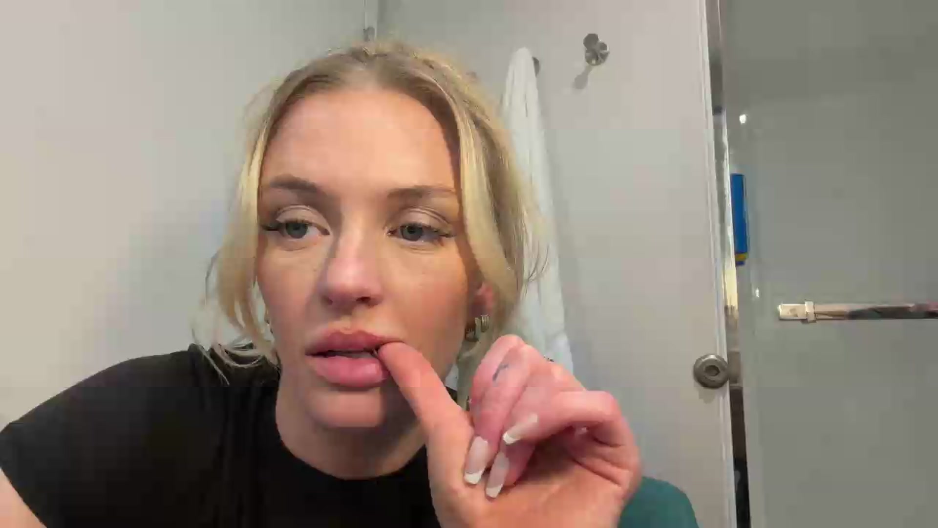 Gallery image thumbnail from Callmemaddie's myfreecams stream on, 08/03/2026, 09:29 image 4 of 20