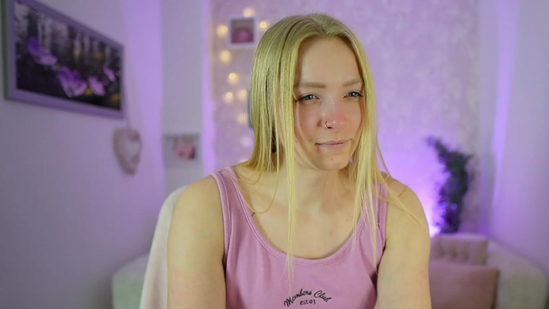 Gallery image thumbnail from Caly_Carter's myfreecams stream on, 12/17/2023, 11:09 image 11 of 20