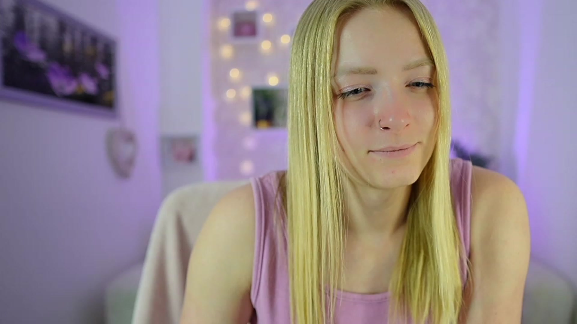 Gallery image thumbnail from Caly_Carter's myfreecams stream on, 12/17/2023, 12:30 image 5 of 20