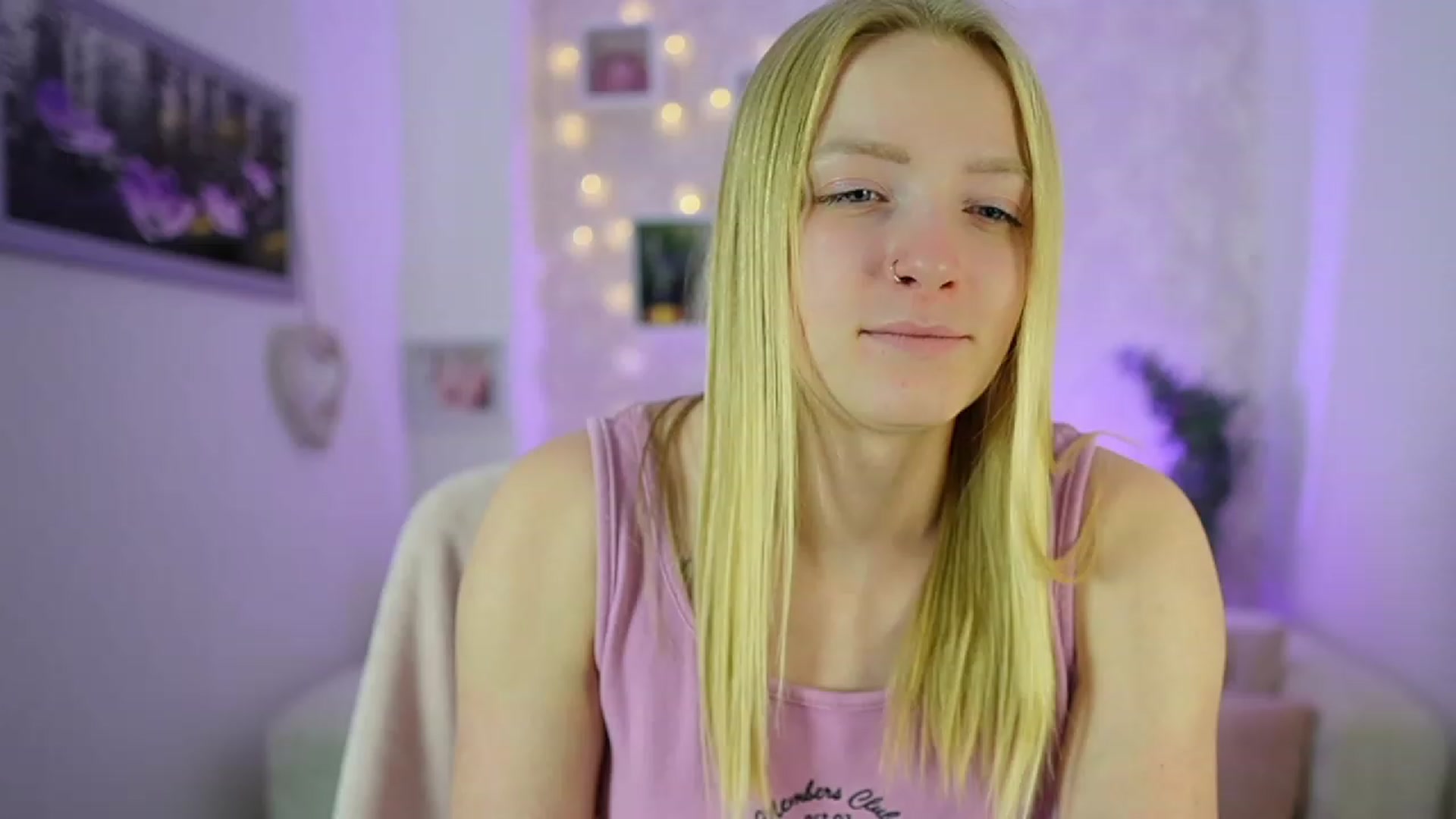 Gallery image thumbnail from Caly_Carter's myfreecams stream on, 12/17/2023, 12:30 image 3 of 20
