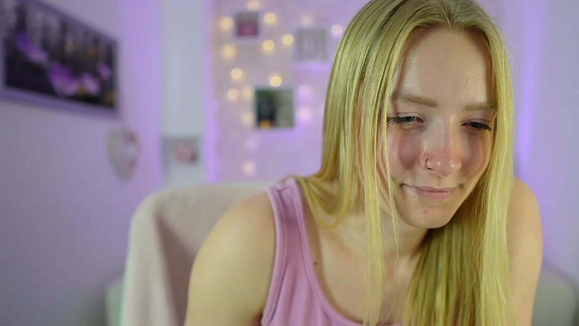 Gallery image thumbnail from Caly_Carter's myfreecams stream on, 12/17/2023, 14:18 image 2 of 20