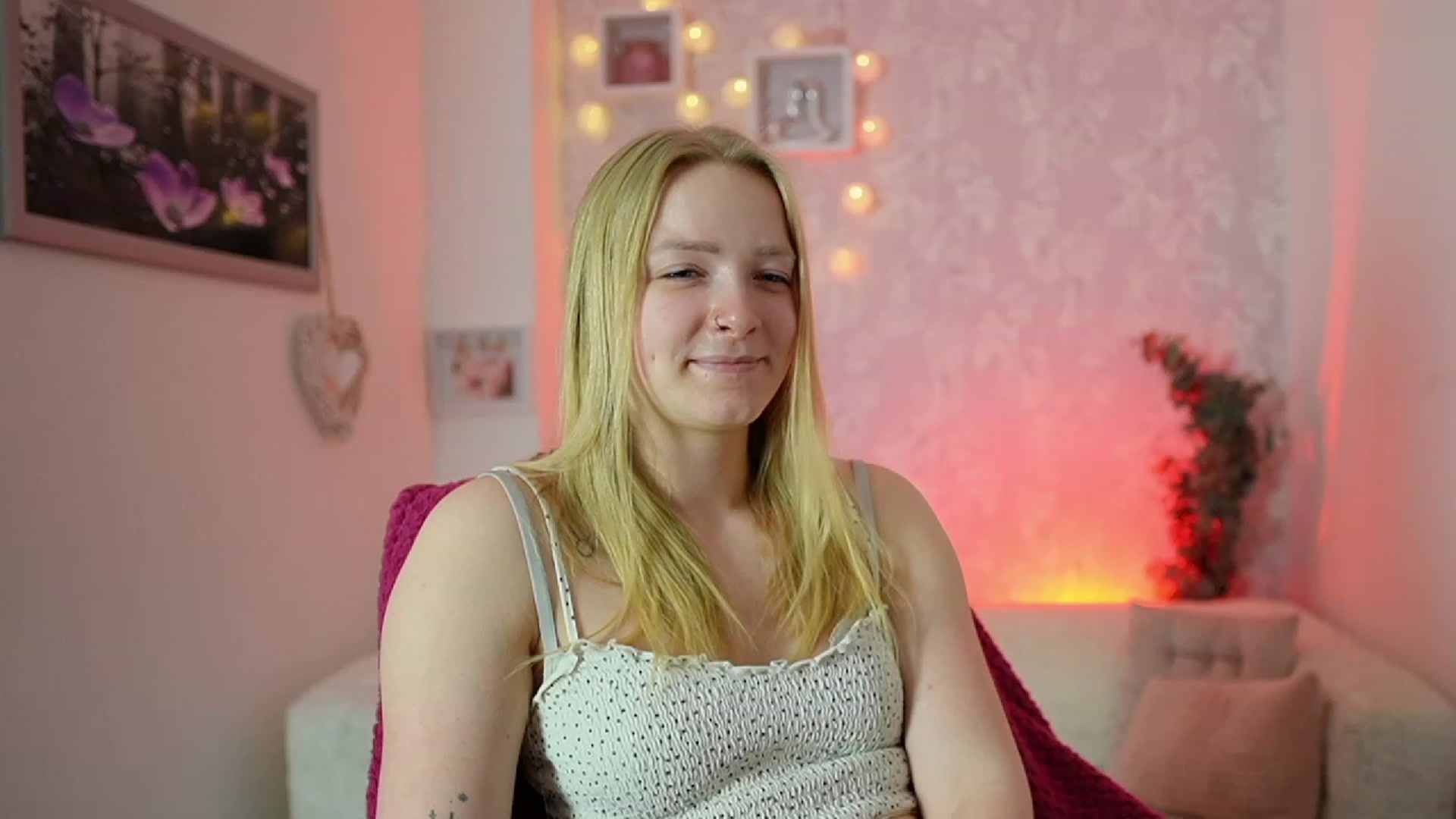 Gallery image thumbnail from Caly_Carter's myfreecams stream on, 12/27/2023, 11:05 image 17 of 20