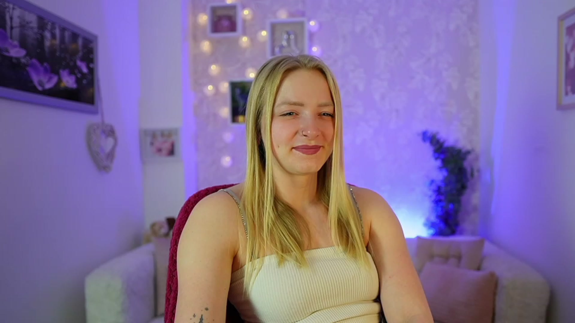 Gallery image thumbnail from Caly_Carter's myfreecams stream on, 12/29/2023, 11:03 image 5 of 20