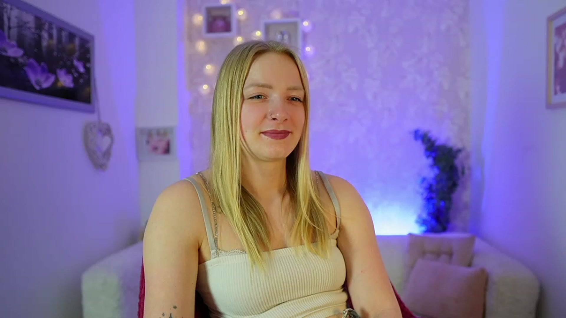 Gallery image thumbnail from Caly_Carter's myfreecams stream on, 12/29/2023, 12:49 image 13 of 20