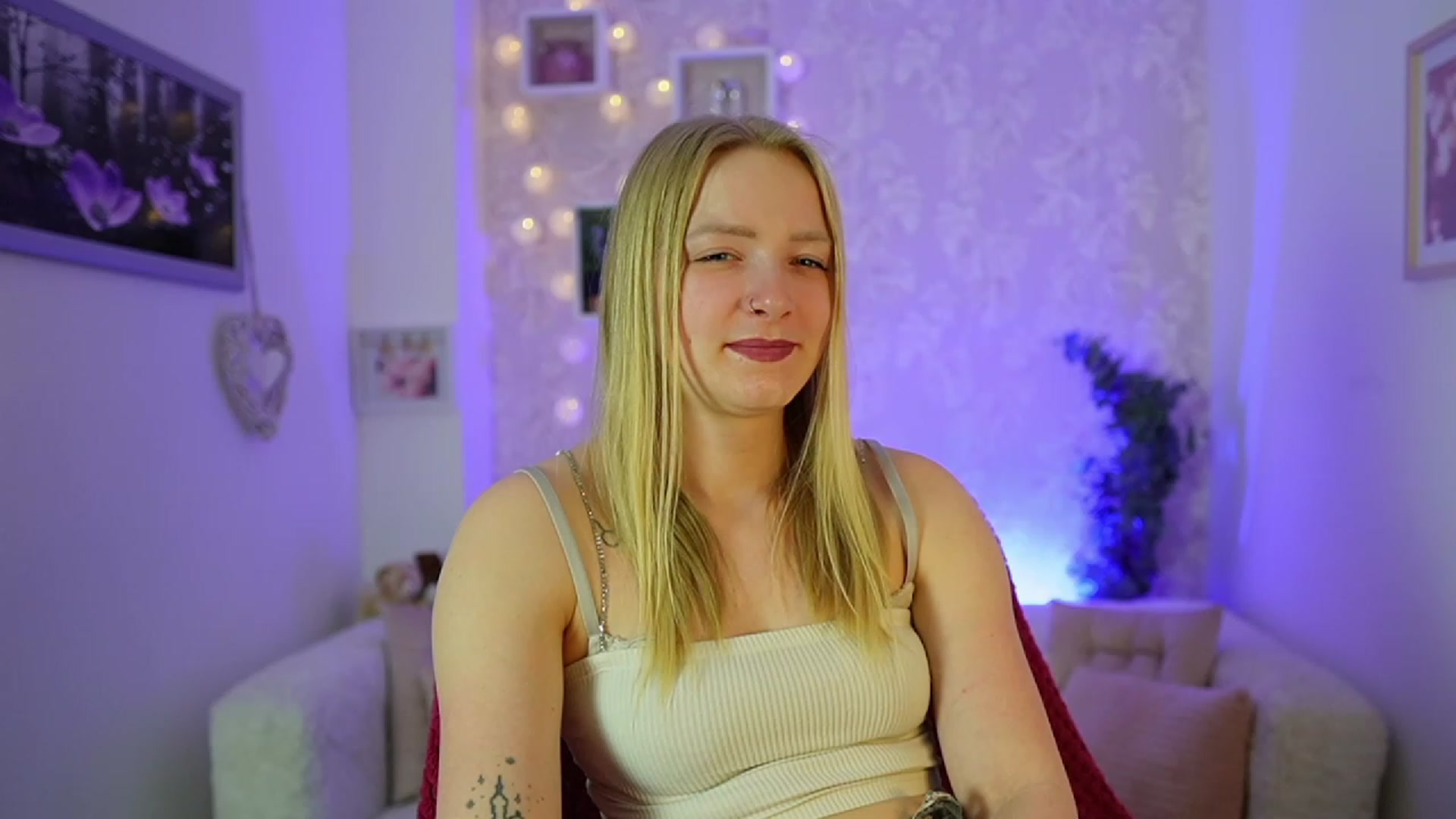 Gallery image thumbnail from Caly_Carter's myfreecams stream on, 12/29/2023, 12:49 image 10 of 20