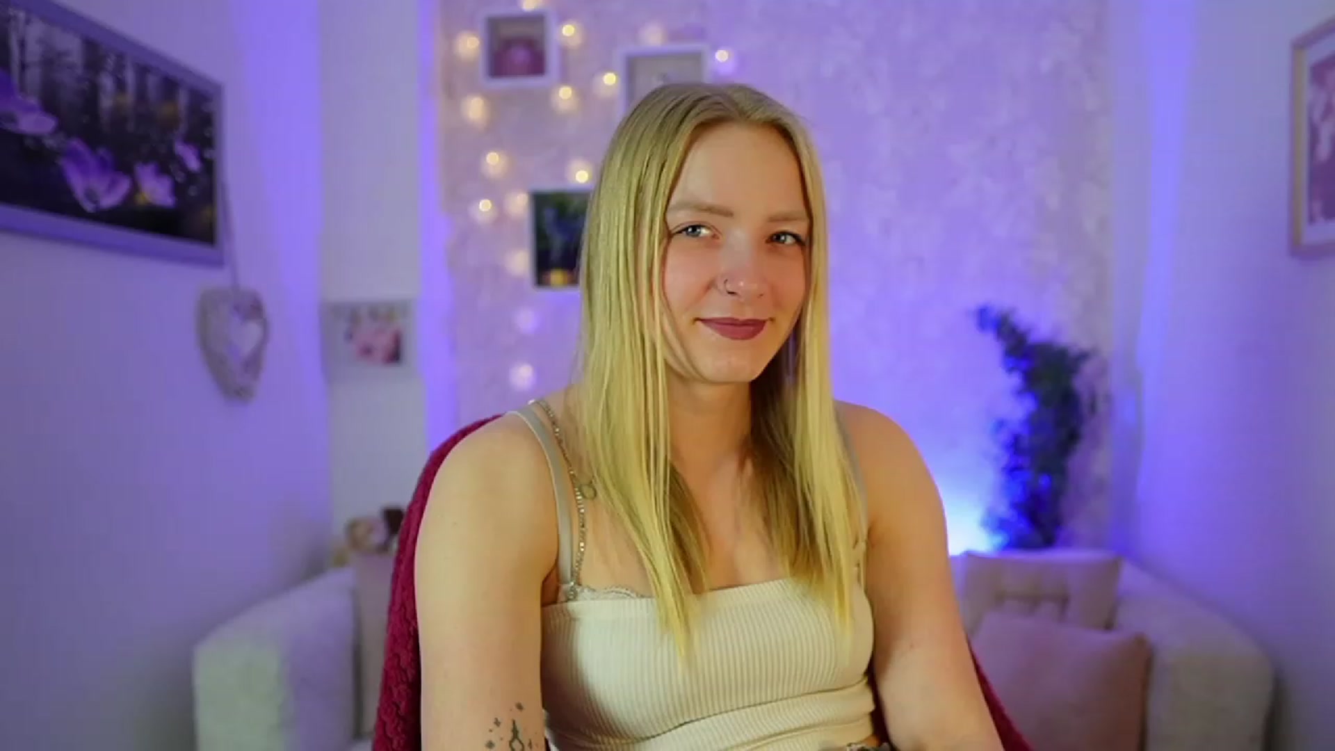 Gallery image thumbnail from Caly_Carter's myfreecams stream on, 12/29/2023, 12:49 image 11 of 20