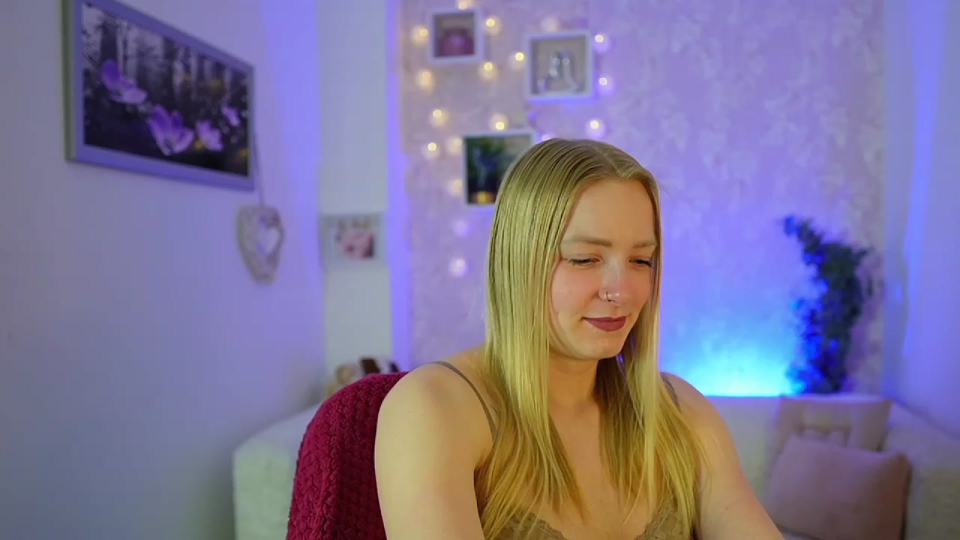 Gallery image thumbnail from Caly_Carter's myfreecams stream on, 12/30/2023, 11:05 image 20 of 20