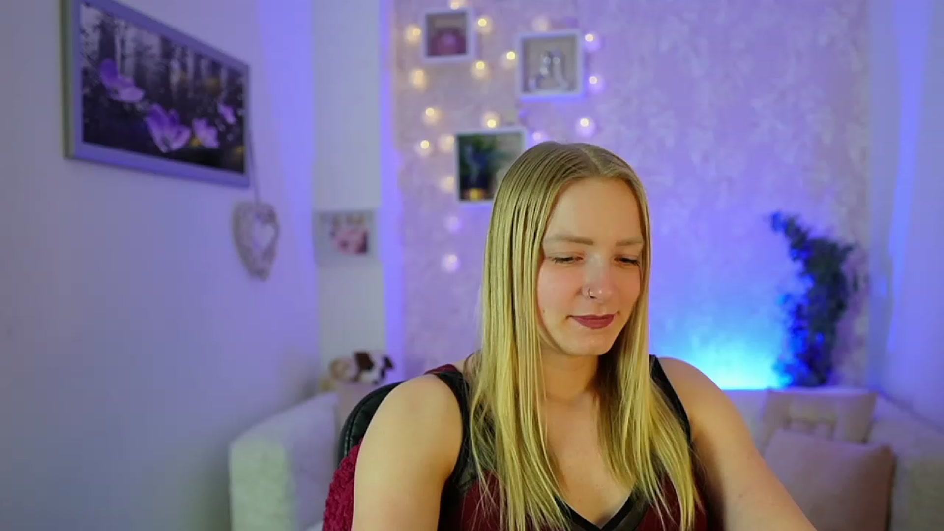 Gallery image thumbnail from Caly_Carter's myfreecams stream on, 12/30/2023, 12:27 image 14 of 20