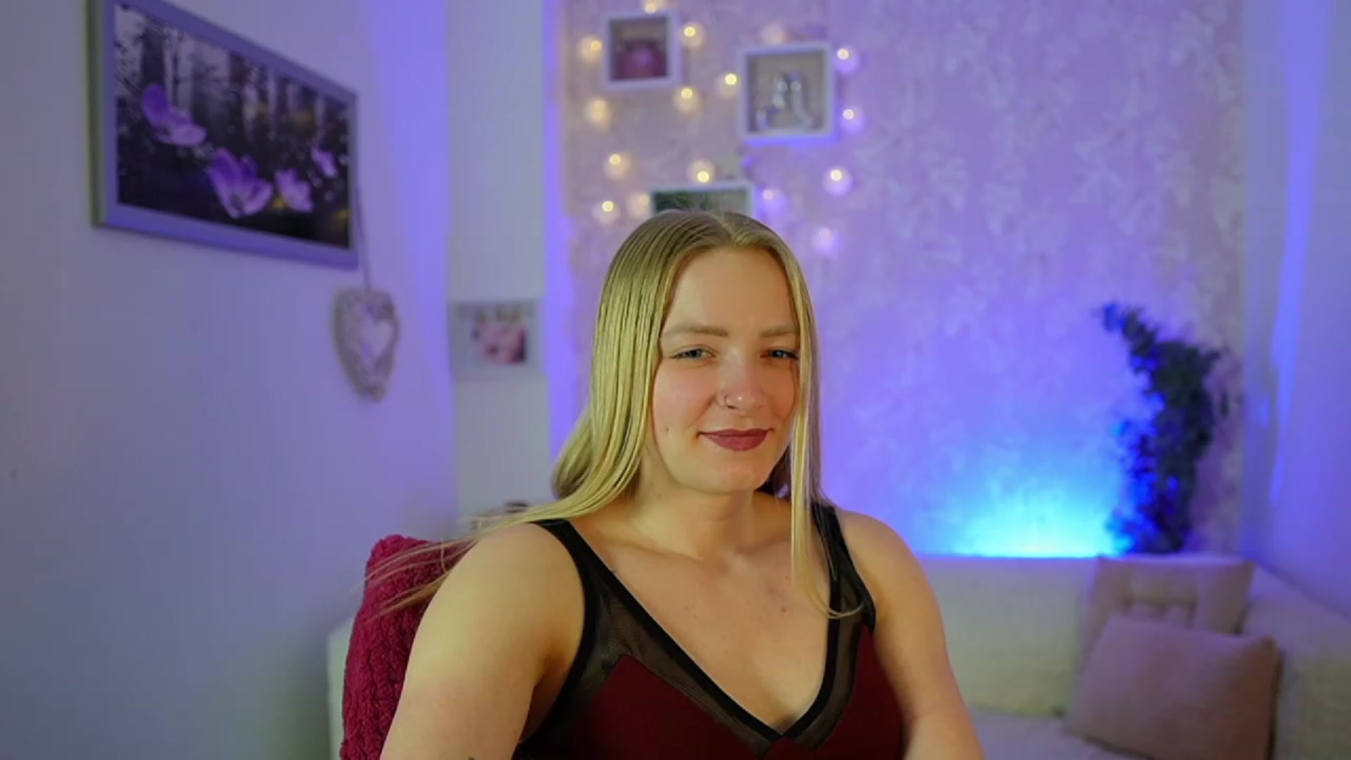 Gallery image thumbnail from Caly_Carter's myfreecams stream on, 12/30/2023, 12:27 image 4 of 20