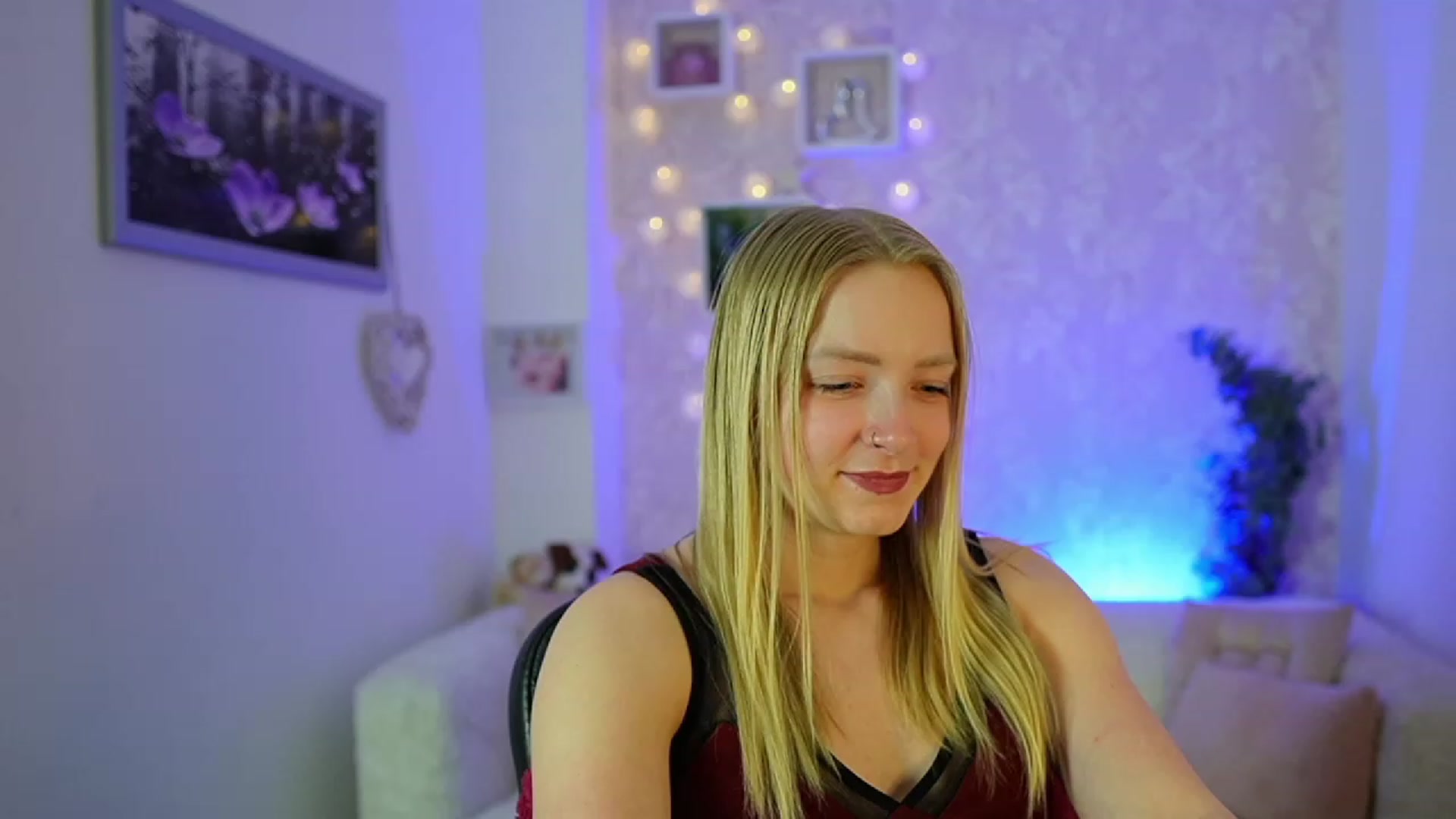 Gallery image thumbnail from Caly_Carter's myfreecams stream on, 12/30/2023, 13:50 image 19 of 20