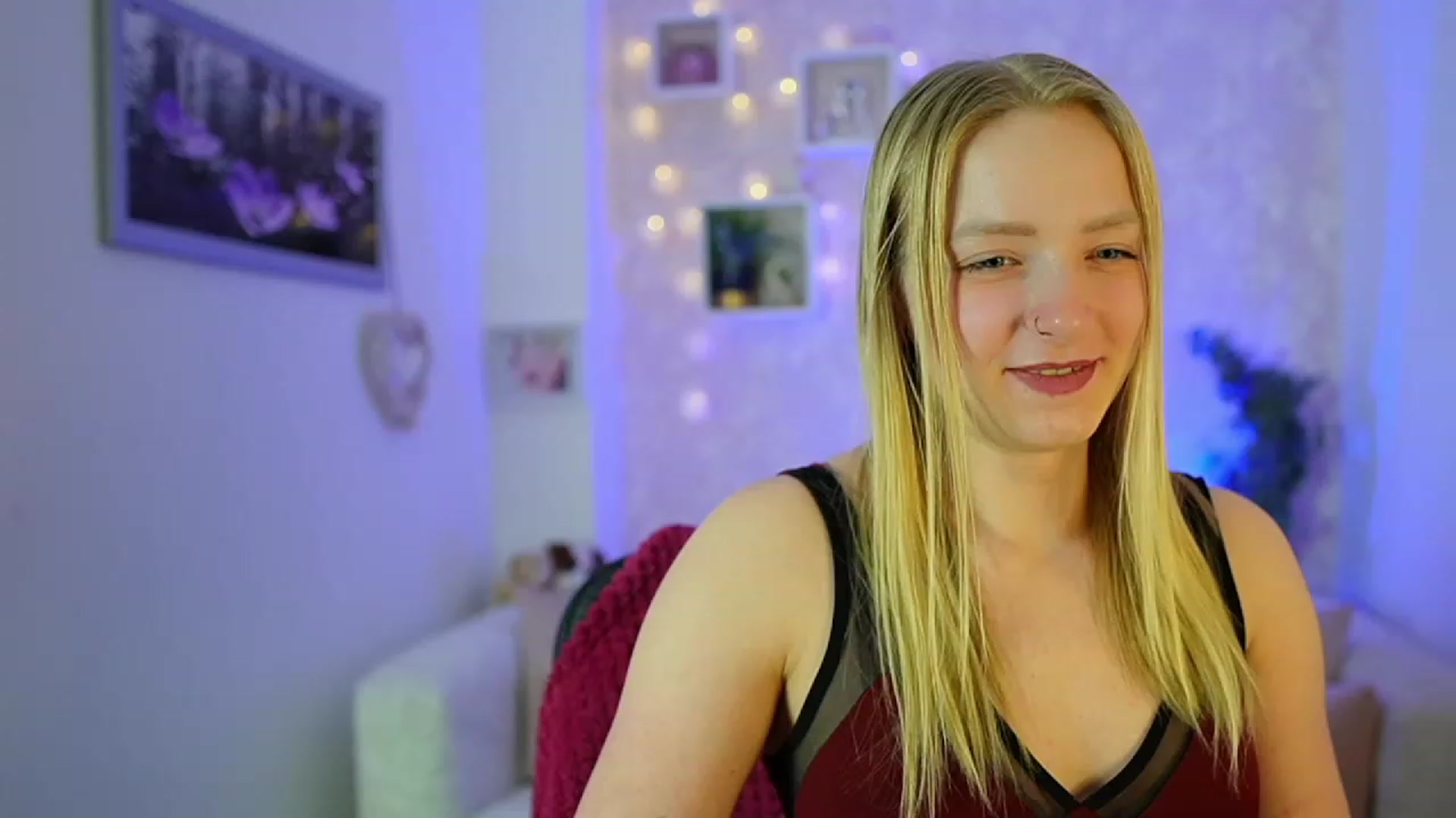 Gallery image thumbnail from Caly_Carter's myfreecams stream on, 12/30/2023, 13:50 image 13 of 20