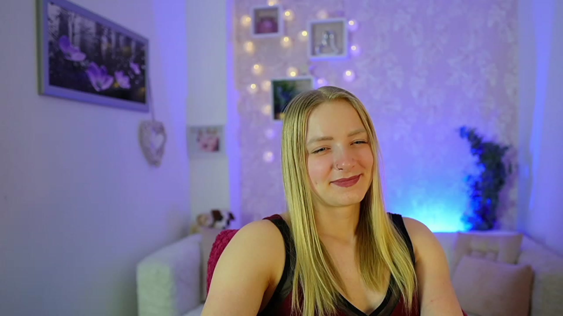 Gallery image thumbnail from Caly_Carter's myfreecams stream on, 12/30/2023, 13:50 image 8 of 20
