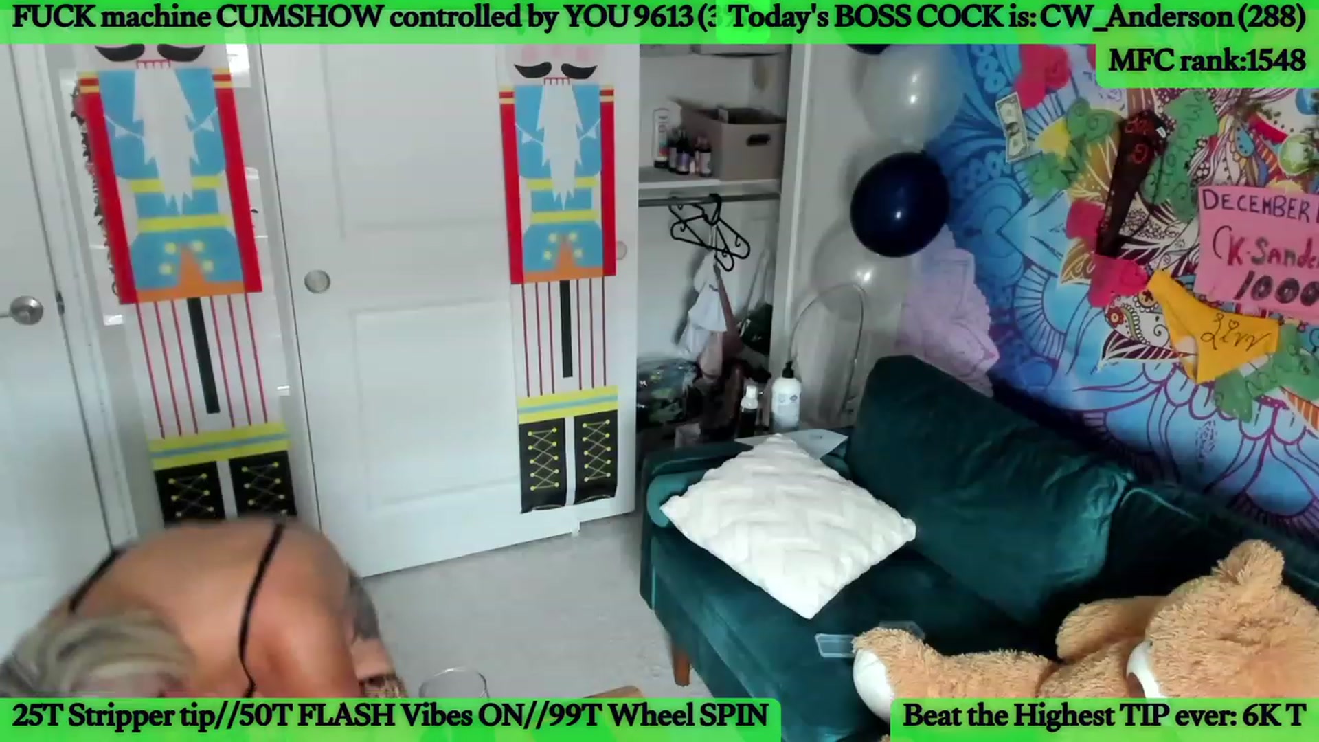 Gallery image thumbnail from CamgirlCASS's myfreecams stream on, 12/29/2022, 21:35 image 15 of 20