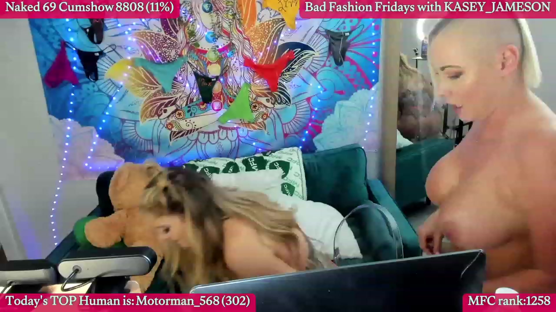 Gallery image thumbnail from CamgirlCASS's myfreecams stream on, 02/17/2023, 19:01 image 16 of 20