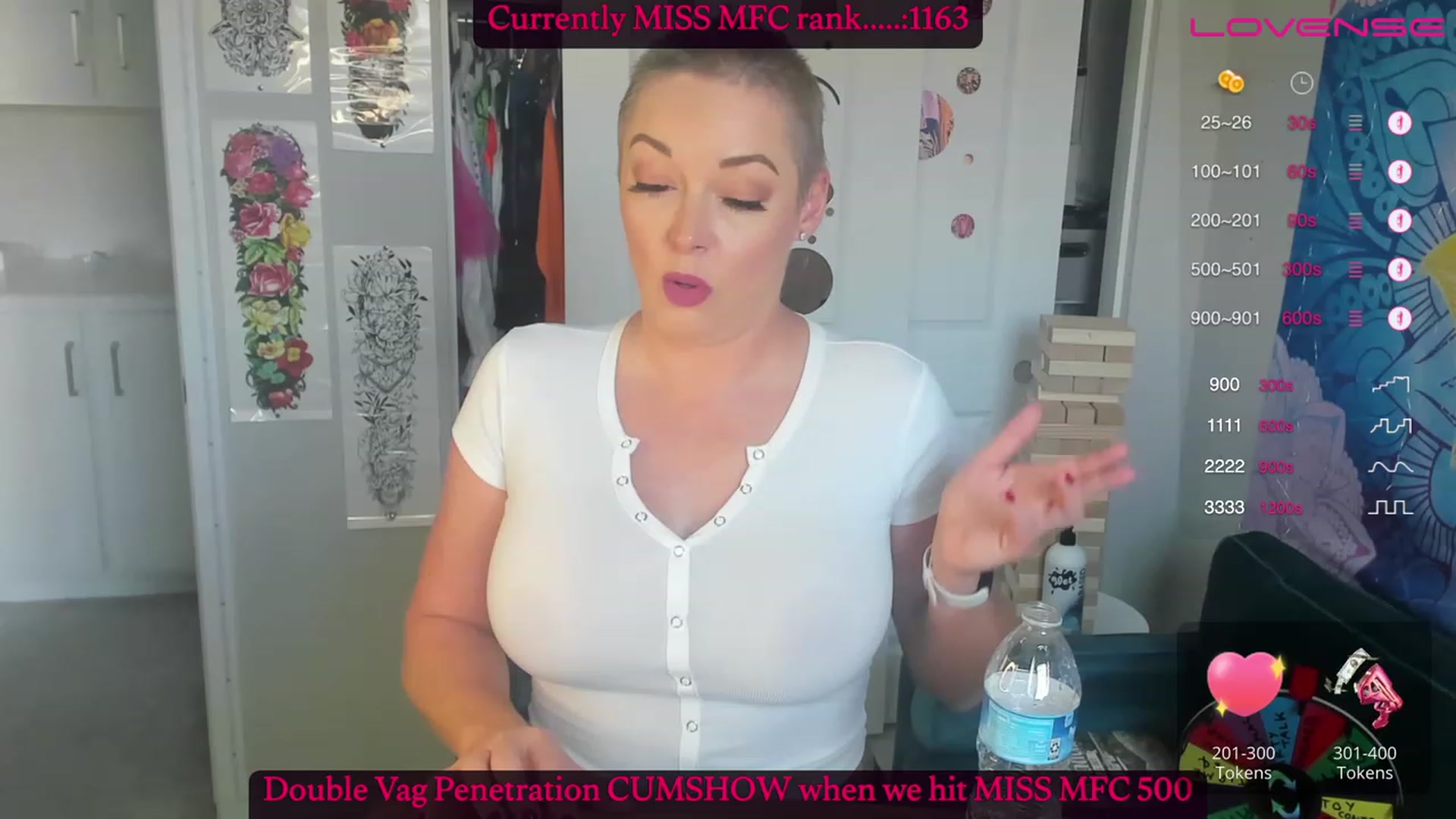 Gallery image thumbnail from CamgirlCASS's myfreecams stream on, 06/19/2023, 19:06 image 18 of 20