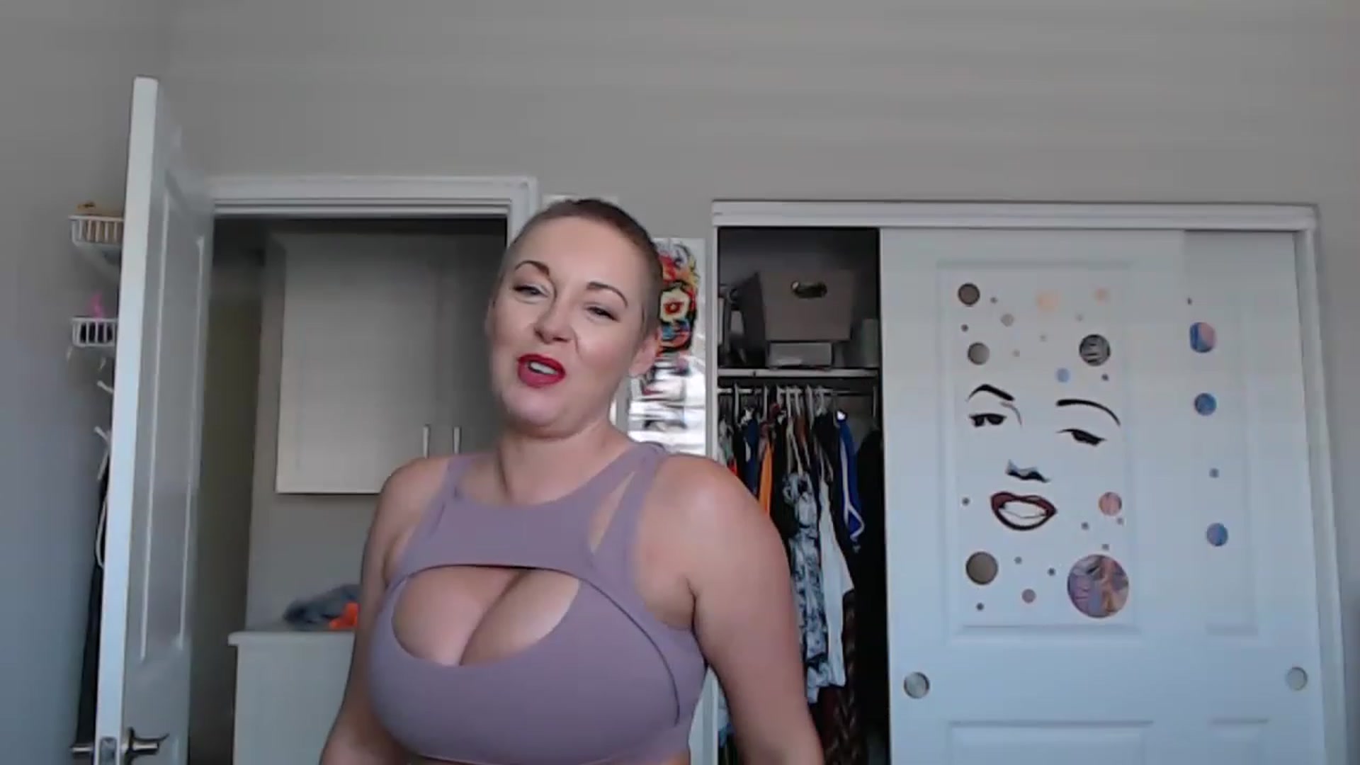 Gallery image thumbnail from CamgirlCASS's myfreecams stream on, 06/29/2023, 19:09 image 13 of 20