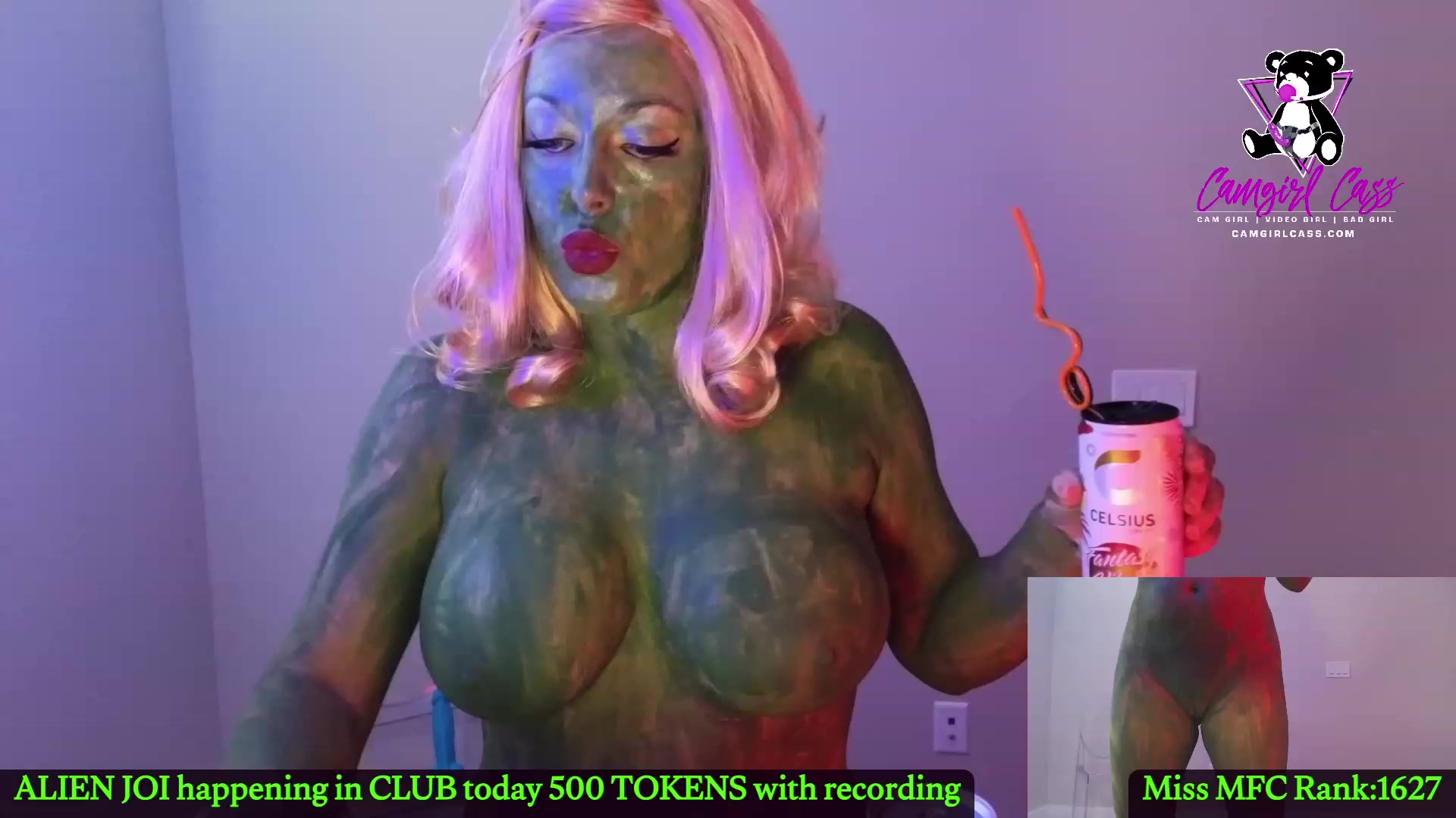 Gallery image thumbnail from CamgirlCASS's myfreecams stream on, 10/19/2023, 19:39 image 10 of 20