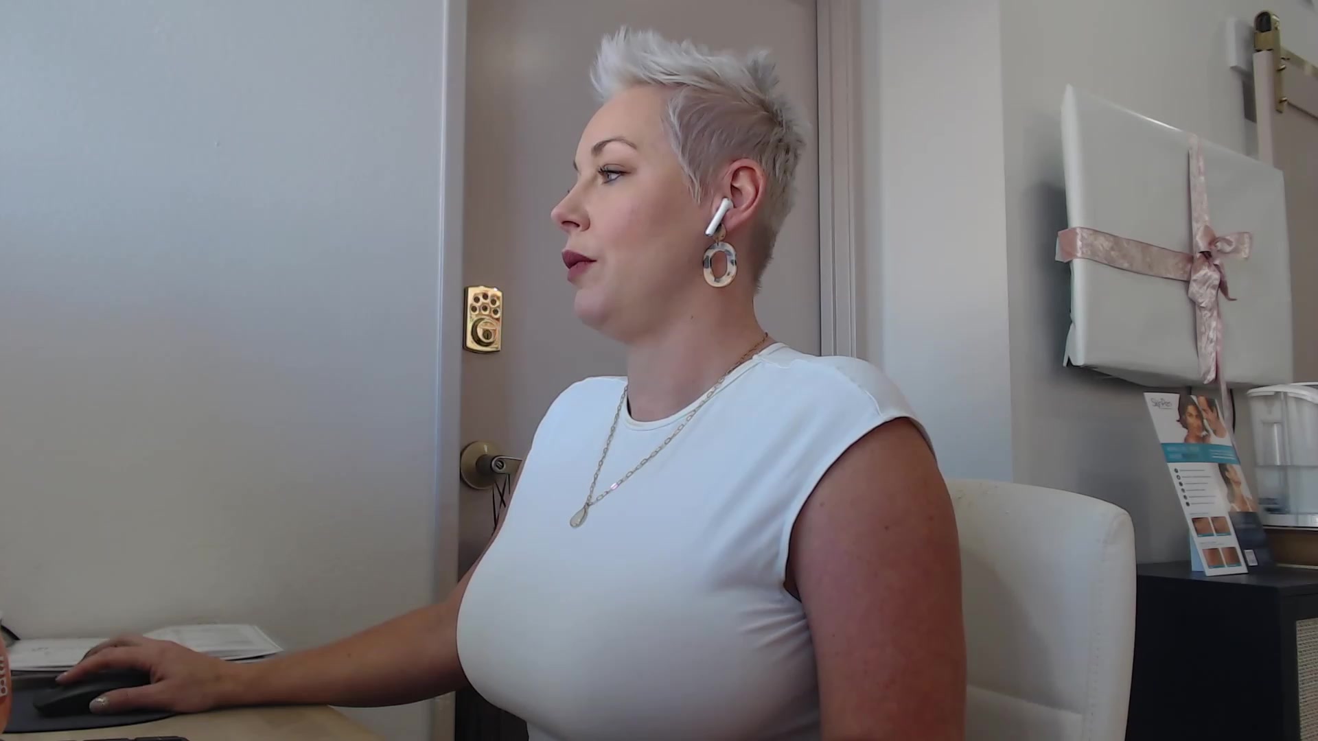 Gallery image thumbnail from CamgirlCASS's myfreecams stream on, 12/09/2023, 19:55 image 5 of 20