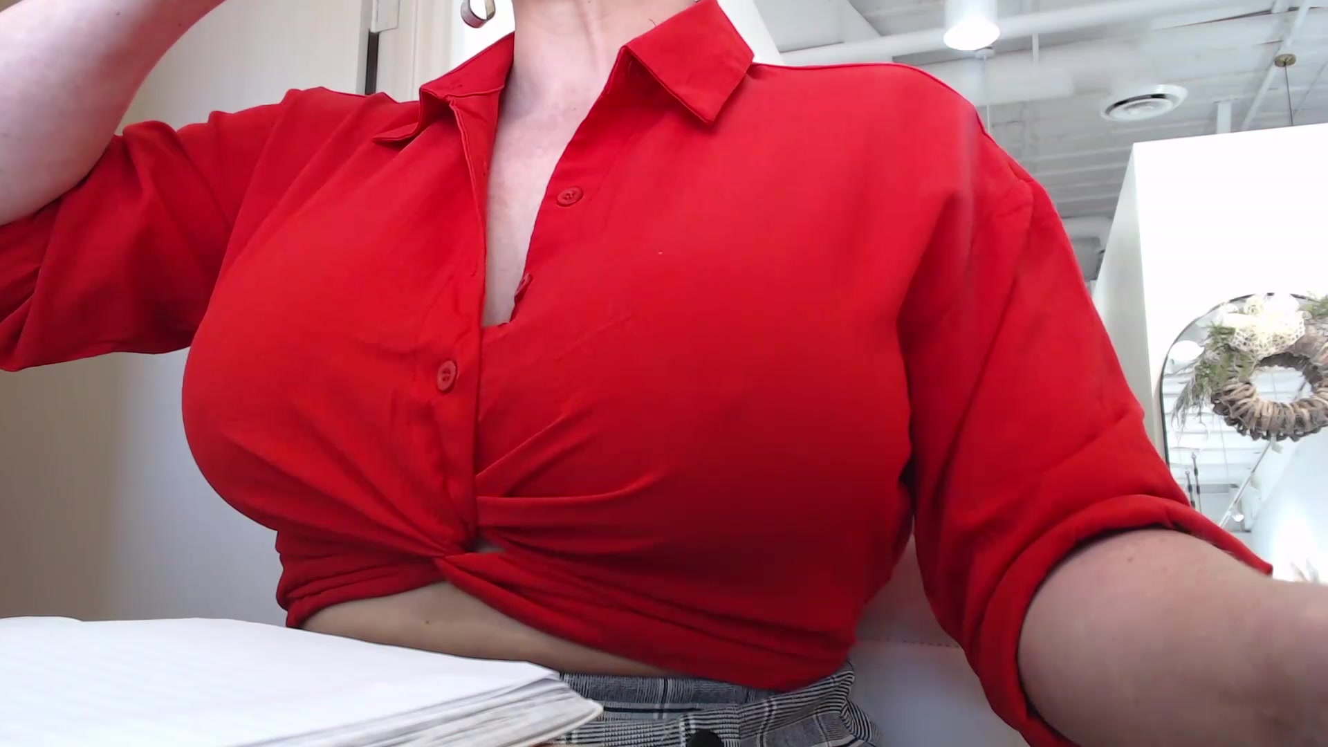 Gallery image thumbnail from CamgirlCASS's myfreecams stream on, 12/16/2023, 18:25 image 13 of 20
