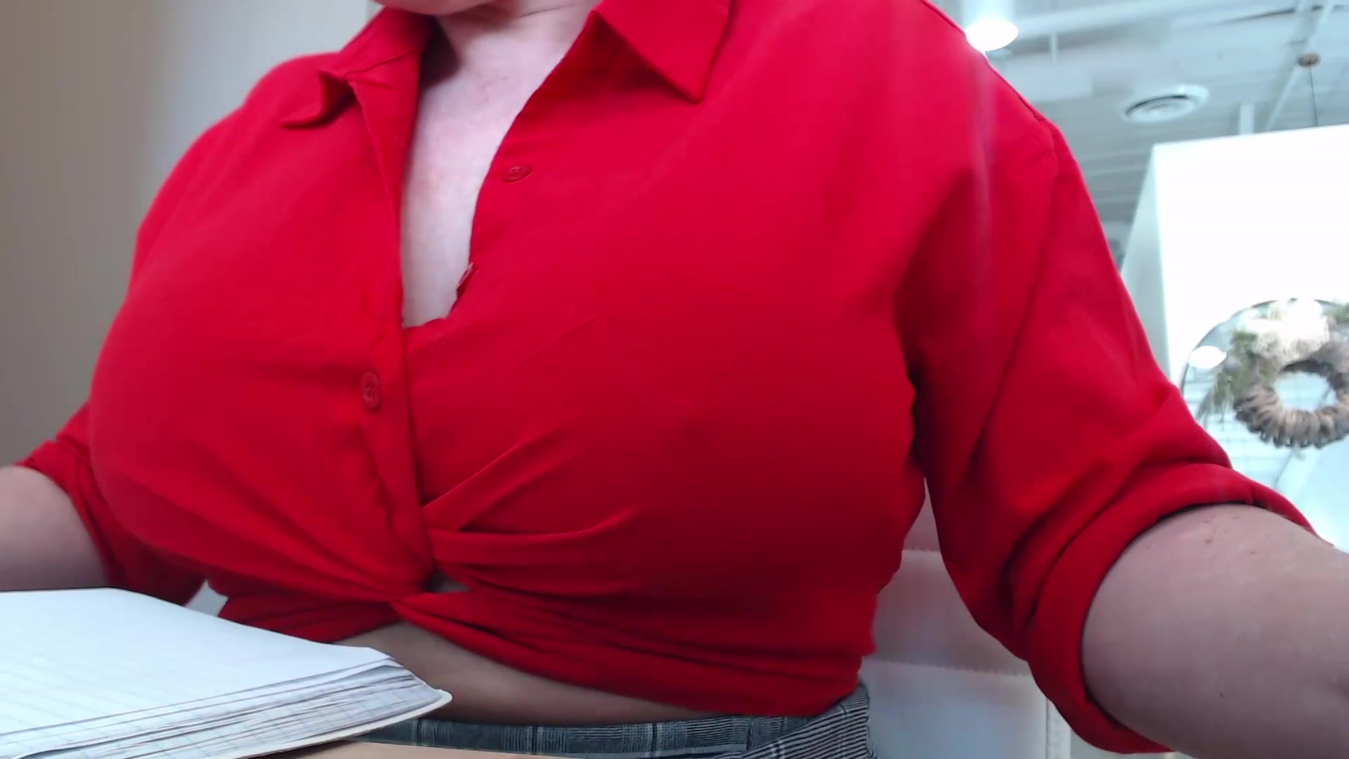 Gallery image thumbnail from CamgirlCASS's myfreecams stream on, 12/16/2023, 18:25 image 12 of 20