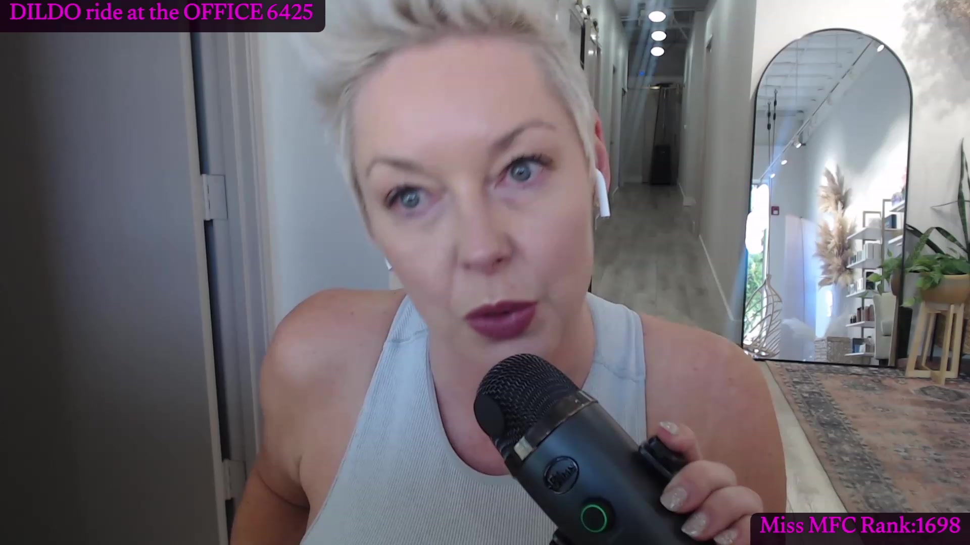 Gallery image thumbnail from CamgirlCASS's myfreecams stream on, 01/04/2024, 23:26 image 18 of 20