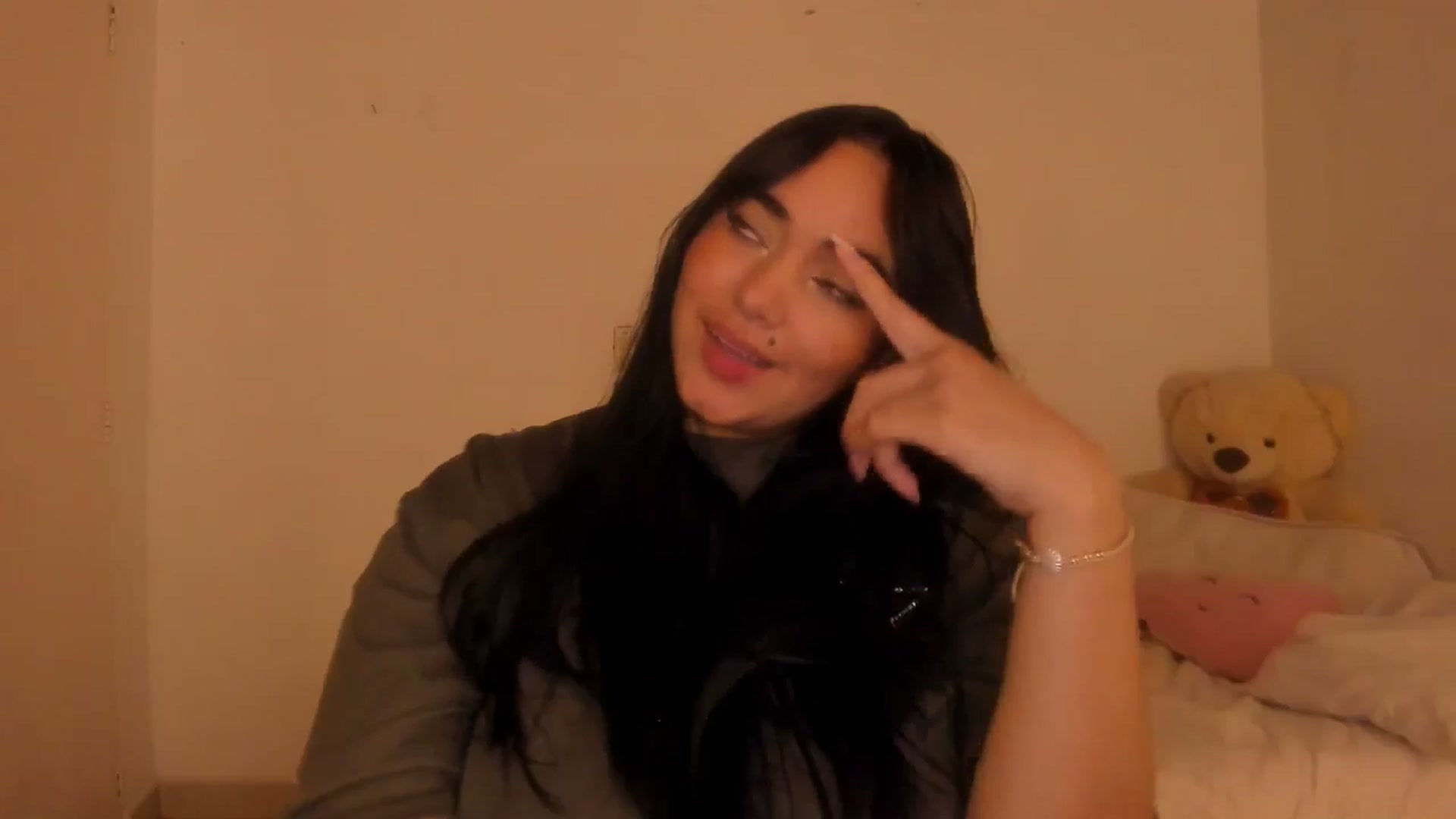 Gallery image thumbnail from CamiiHerrera's myfreecams stream on, 07/06/2025, 11:22 image 12 of 20