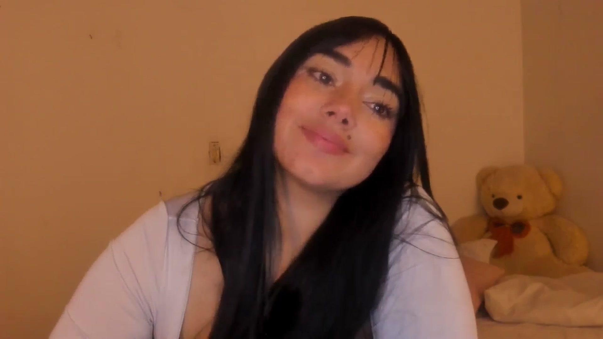 Gallery image thumbnail from CamiiHerrera's myfreecams stream on, 07/09/2025, 09:54 image 17 of 20