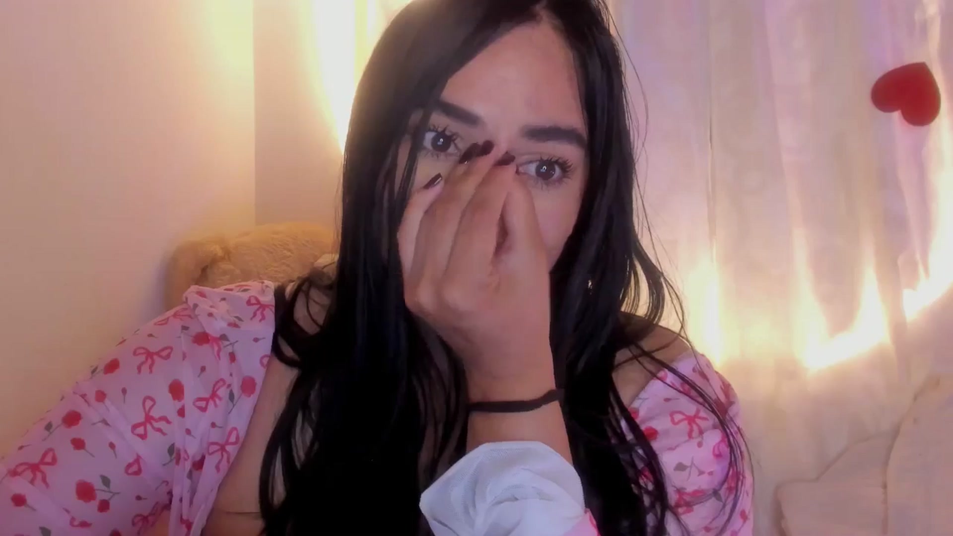 Gallery image thumbnail from CamiiHerrera's myfreecams stream on, 10/24/2025, 09:45 image 8 of 20
