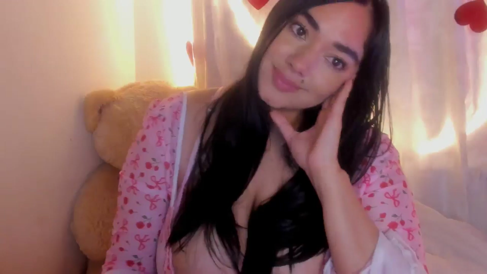 Gallery image thumbnail from CamiiHerrera's myfreecams stream on, 10/24/2025, 09:45 image 20 of 20