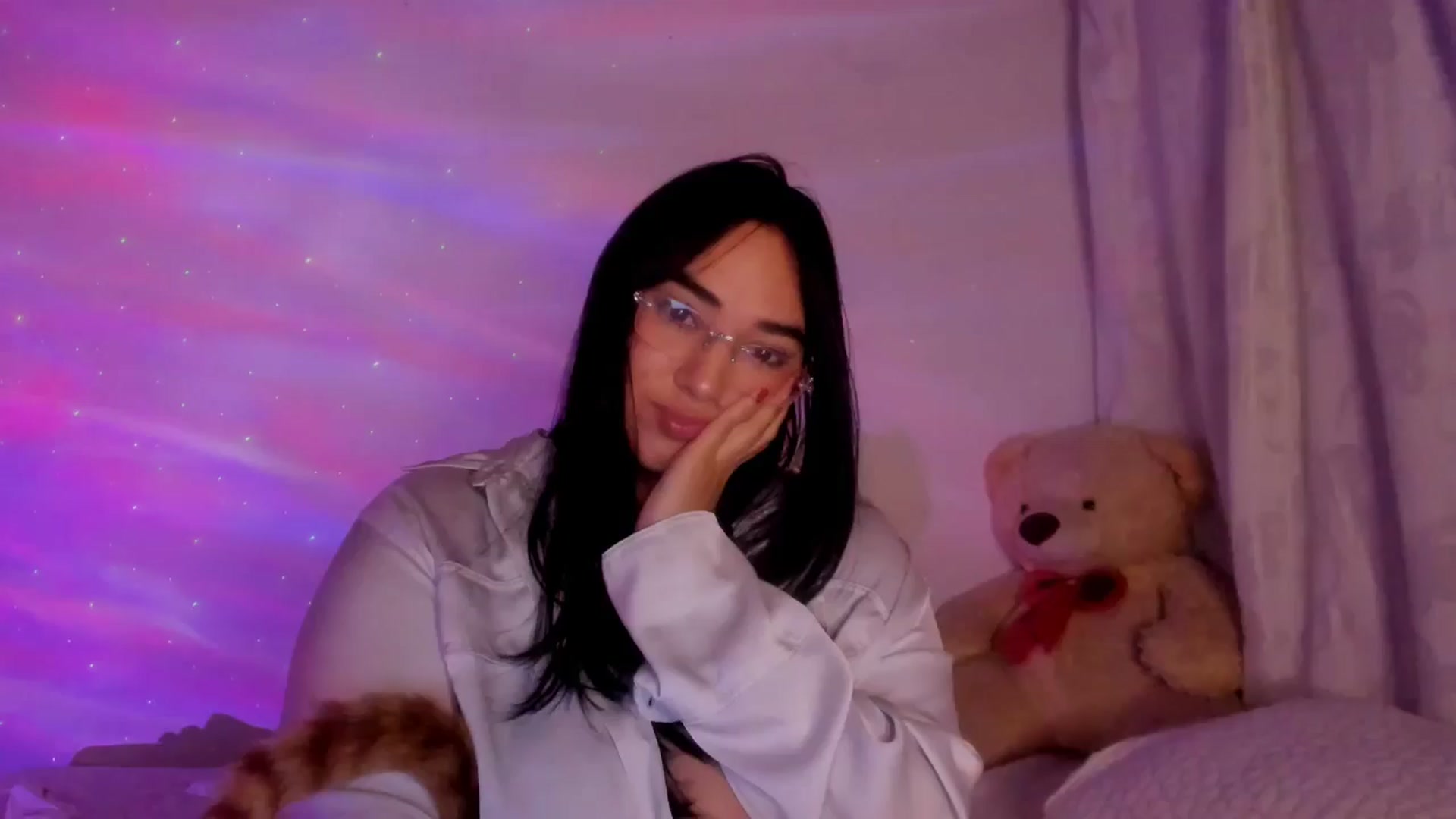 Gallery image thumbnail from CamiiHerrera's myfreecams stream on, 12/06/2025, 10:08 image 1 of 20