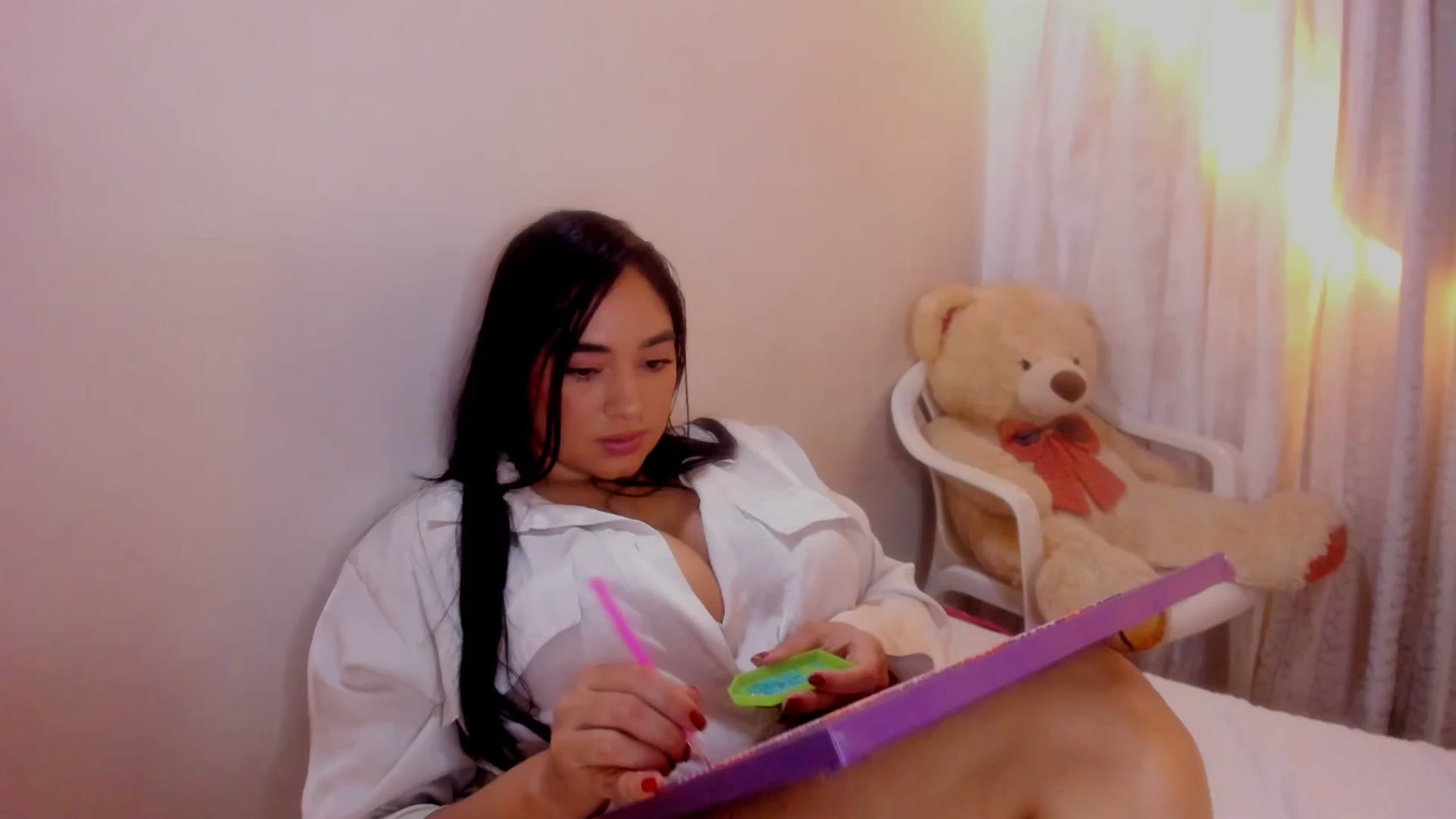 Gallery image thumbnail from CamiiHerrera's myfreecams stream on, 12/18/2025, 09:12 image 1 of 20