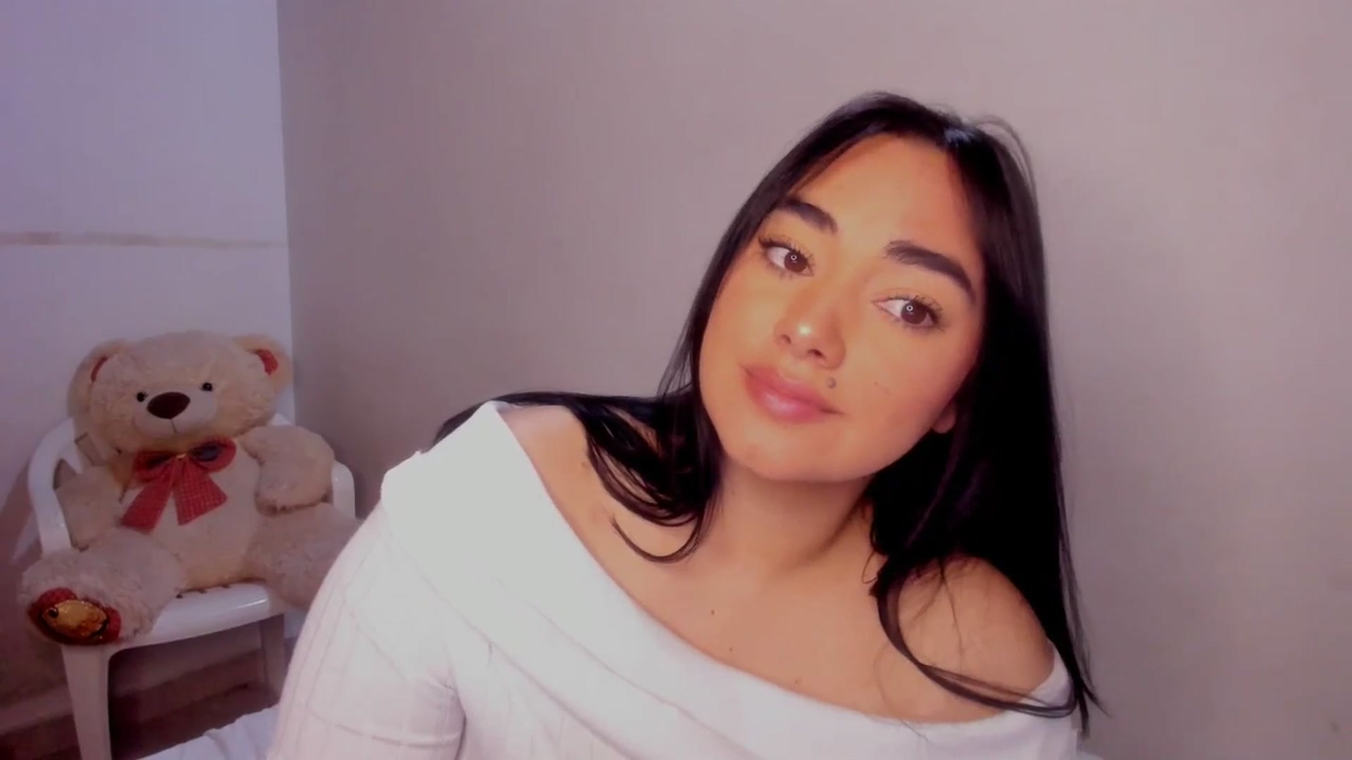 Gallery image thumbnail from CamiiHerrera's myfreecams stream on, 12/27/2025, 11:02 image 7 of 20
