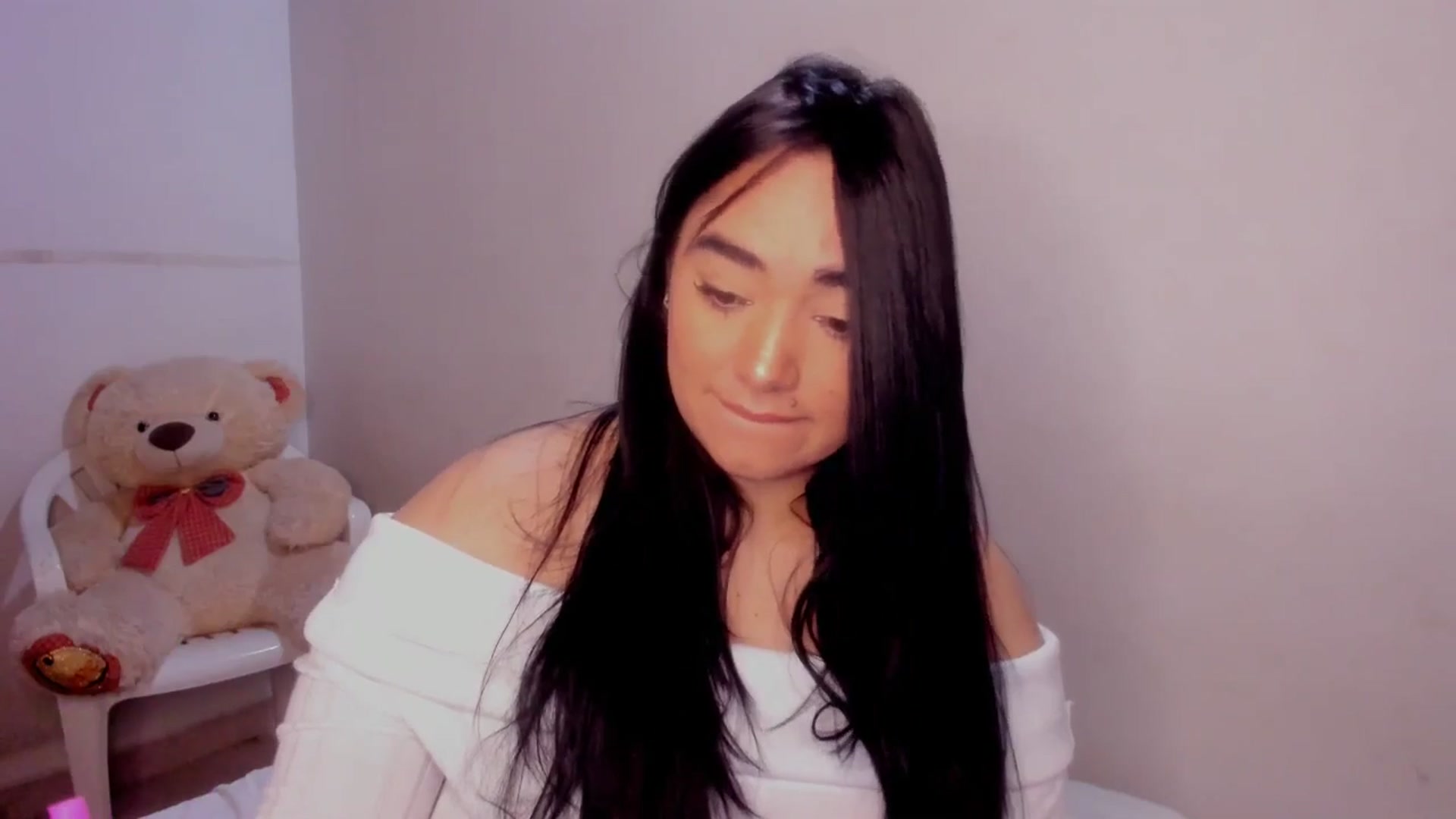Gallery image thumbnail from CamiiHerrera's myfreecams stream on, 12/27/2025, 11:02 image 12 of 20