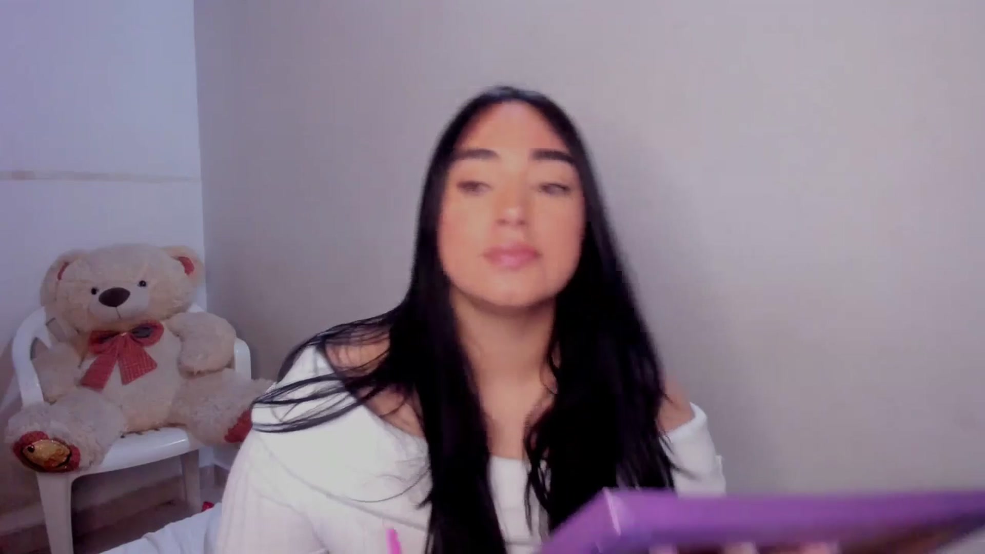 Gallery image thumbnail from CamiiHerrera's myfreecams stream on, 12/27/2025, 11:02 image 18 of 20
