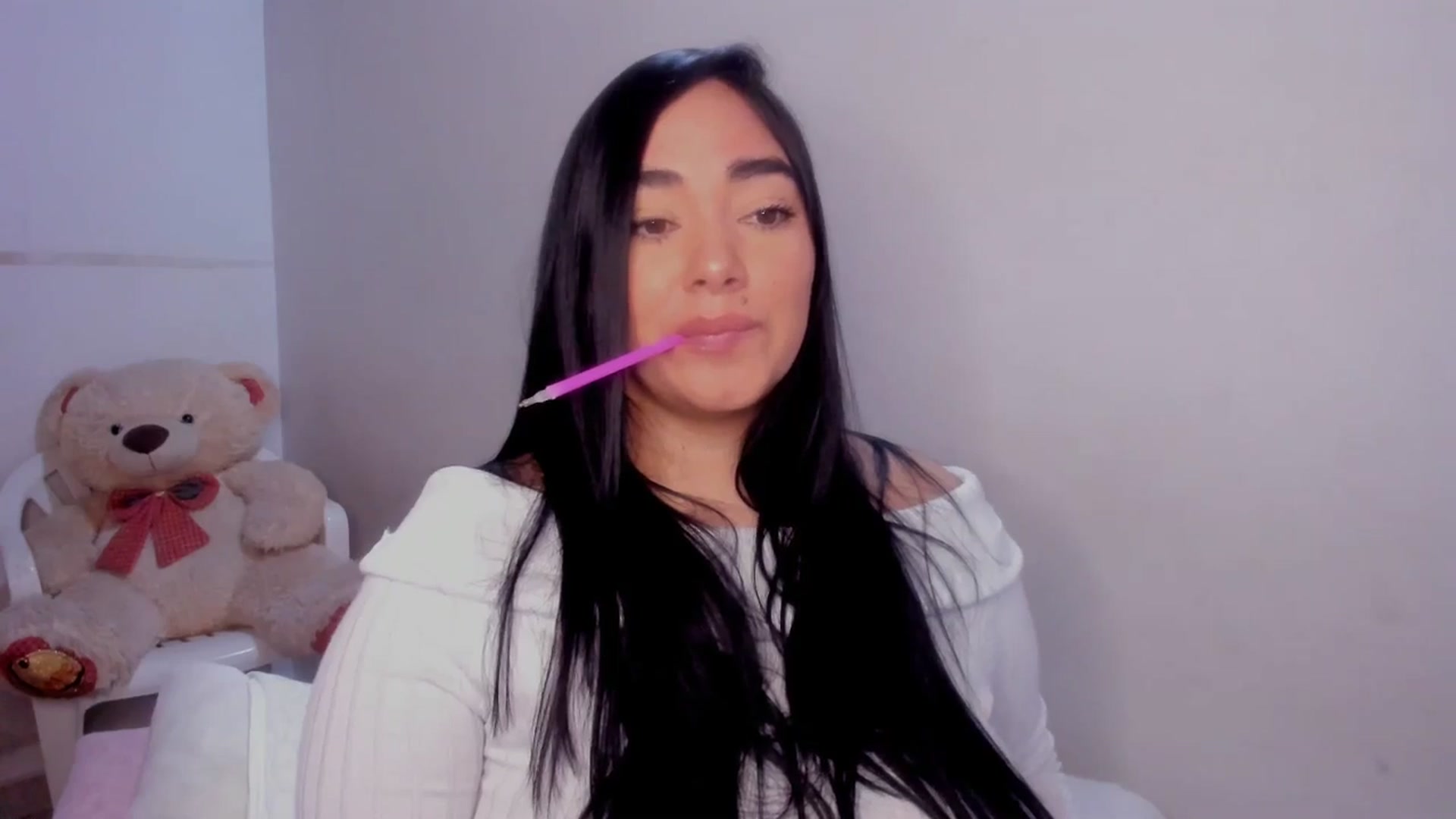 Gallery image thumbnail from CamiiHerrera's myfreecams stream on, 12/27/2025, 11:21 image 14 of 20