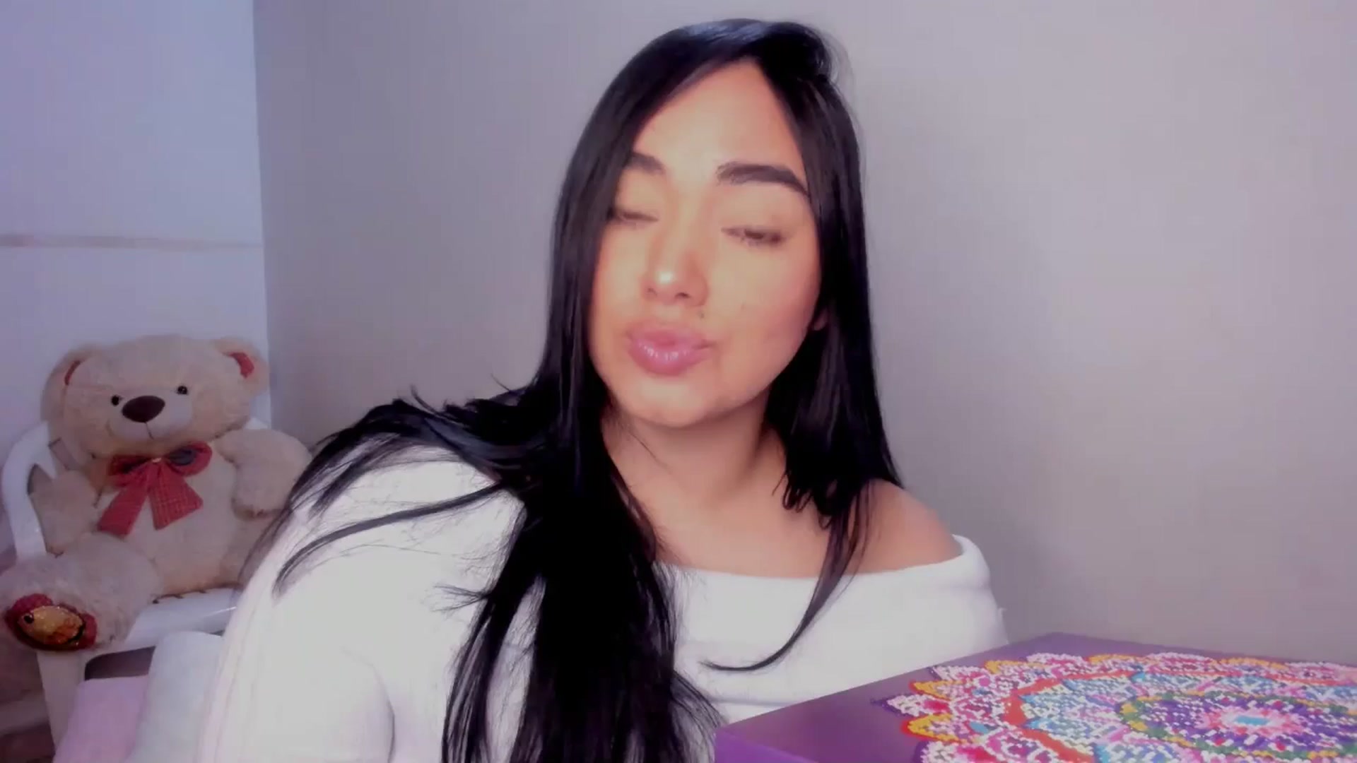 Gallery image thumbnail from CamiiHerrera's myfreecams stream on, 12/27/2025, 11:21 image 1 of 20