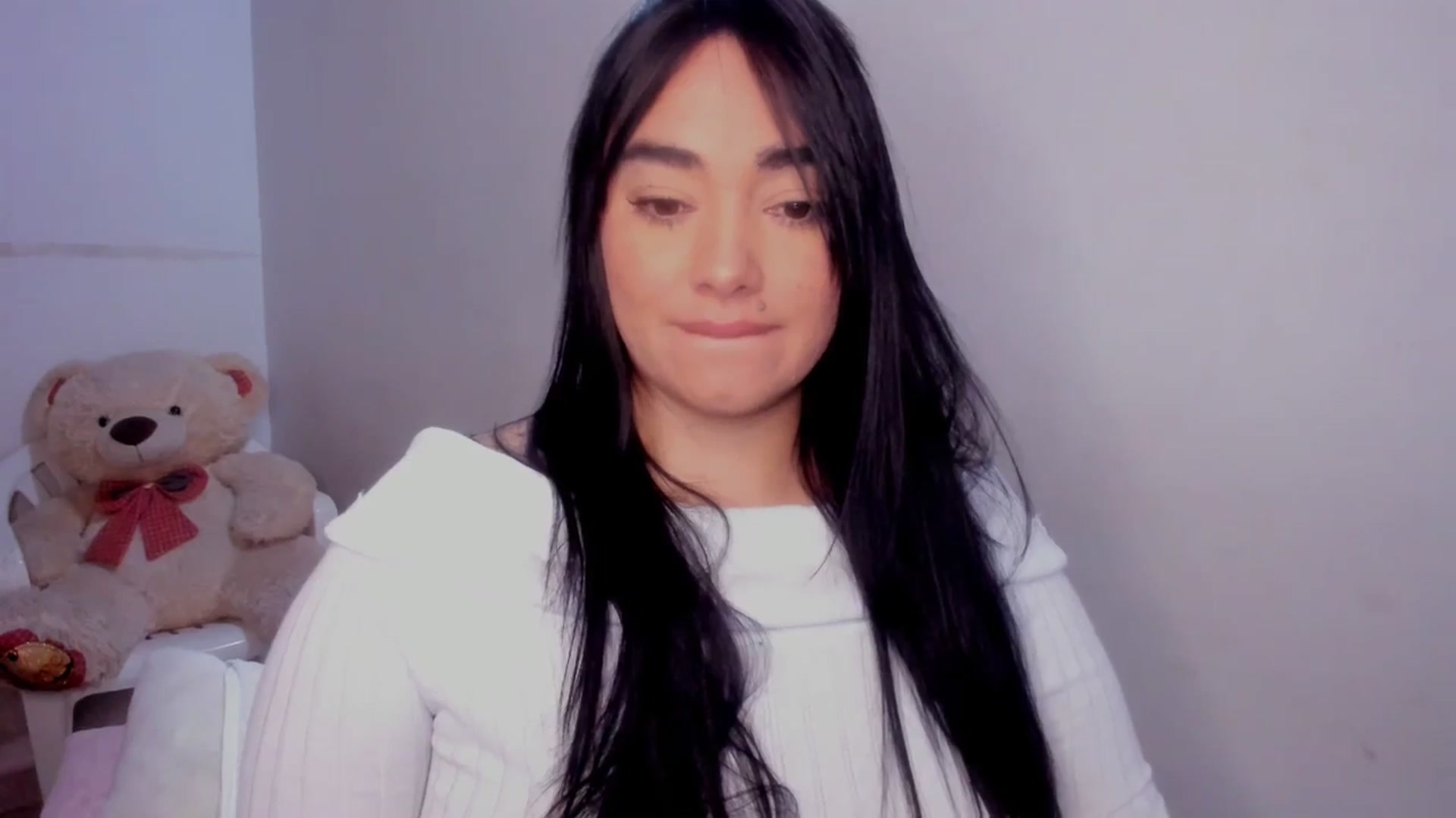 Gallery image thumbnail from CamiiHerrera's myfreecams stream on, 12/27/2025, 11:21 image 20 of 20